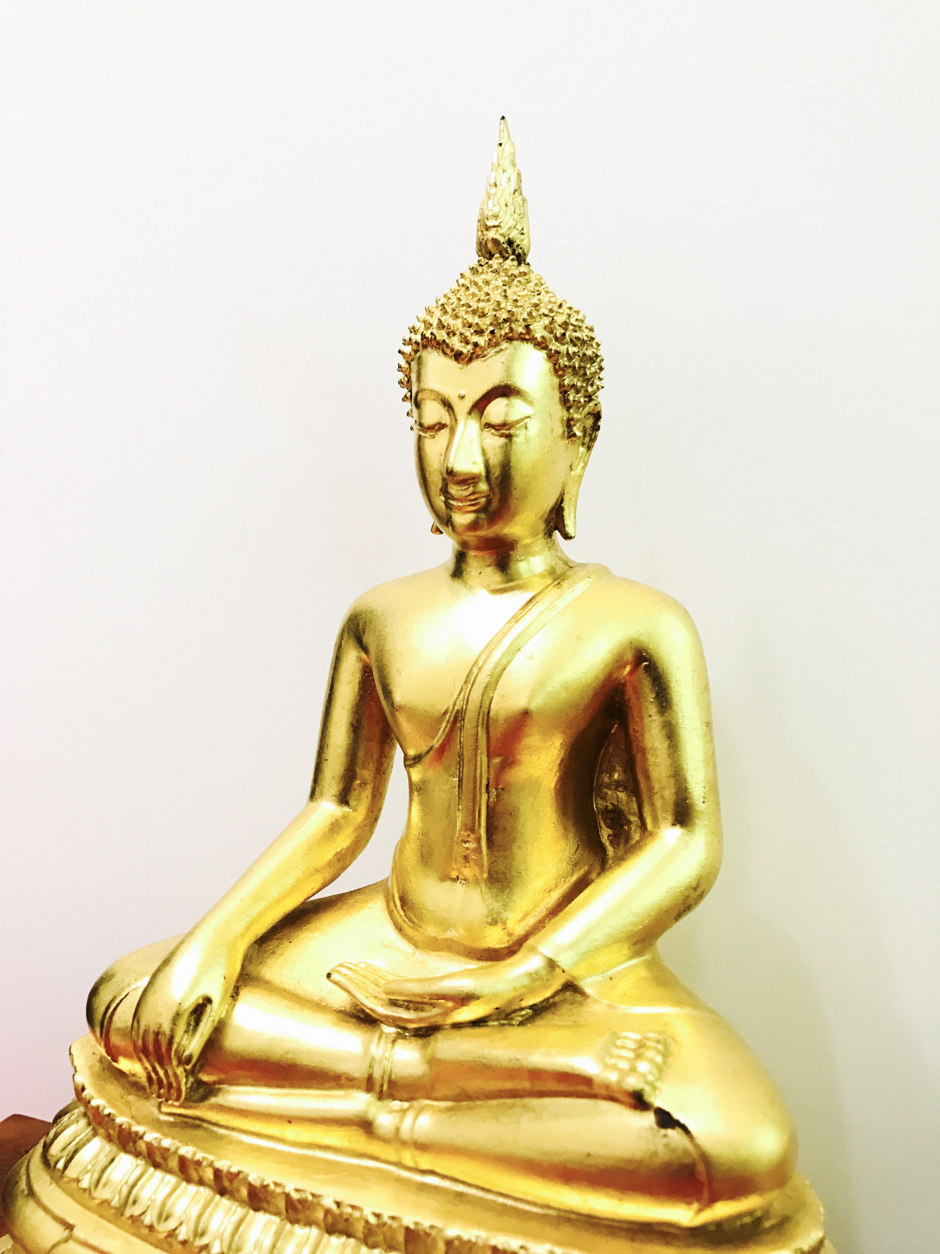 พระบูชาพระพุทธชินสีห์ ภปร ทันโตเสฏโฐ ปี 2533 หน้าตัก 5 นิ้ว (วัตถุมงคลหนึ่งเดียวที่มีผงฟันในหลวงรัชกาลที่9 พระราชทานให้จัดสร้าง) (1ใน999)