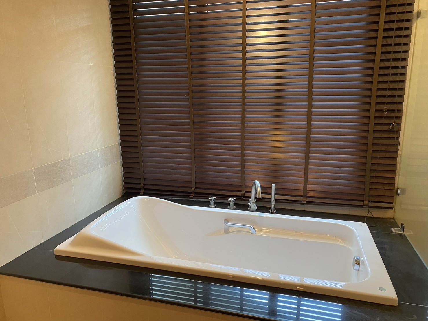 For Rent : Kathu, The Heritage Condo, 2 Bedroom 3 Bathroom, 2nd flr.