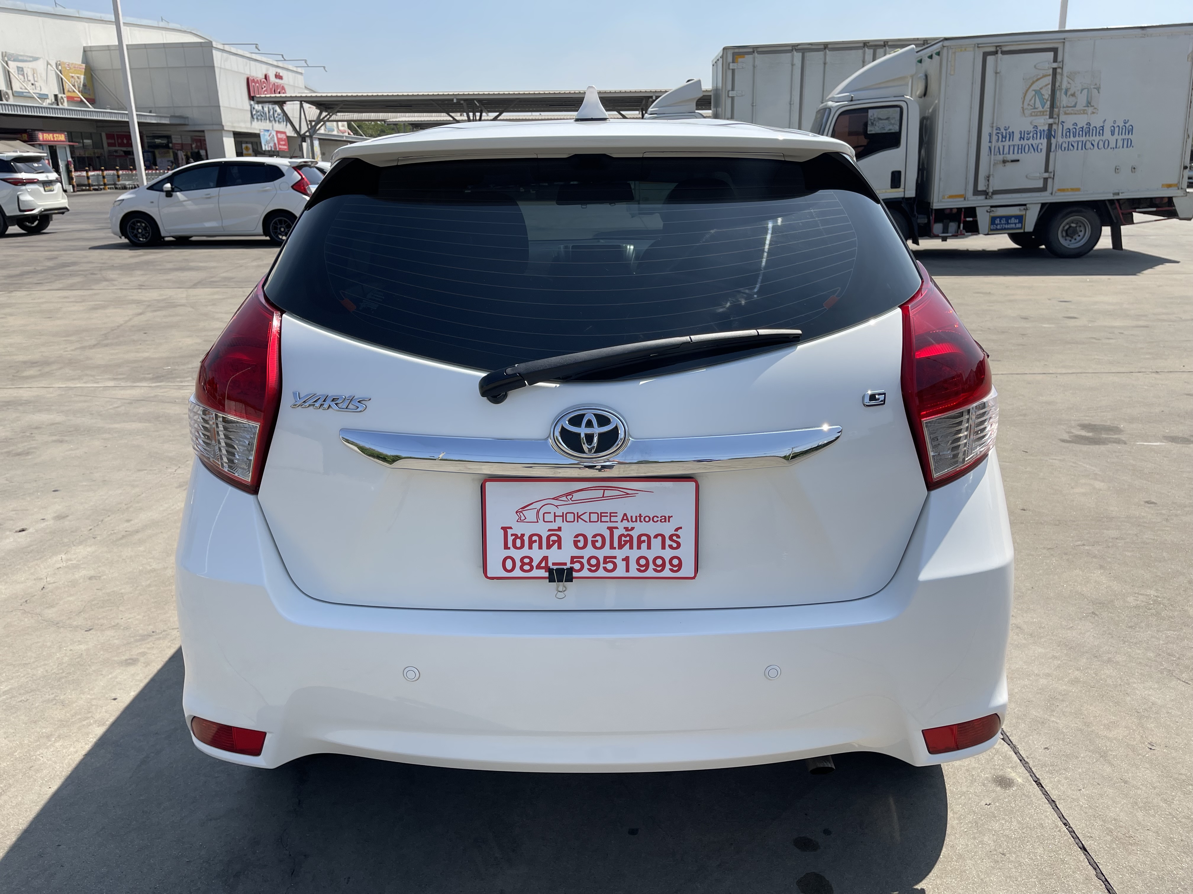 Toyota Yaris 1.2 G At 2015 ขาว