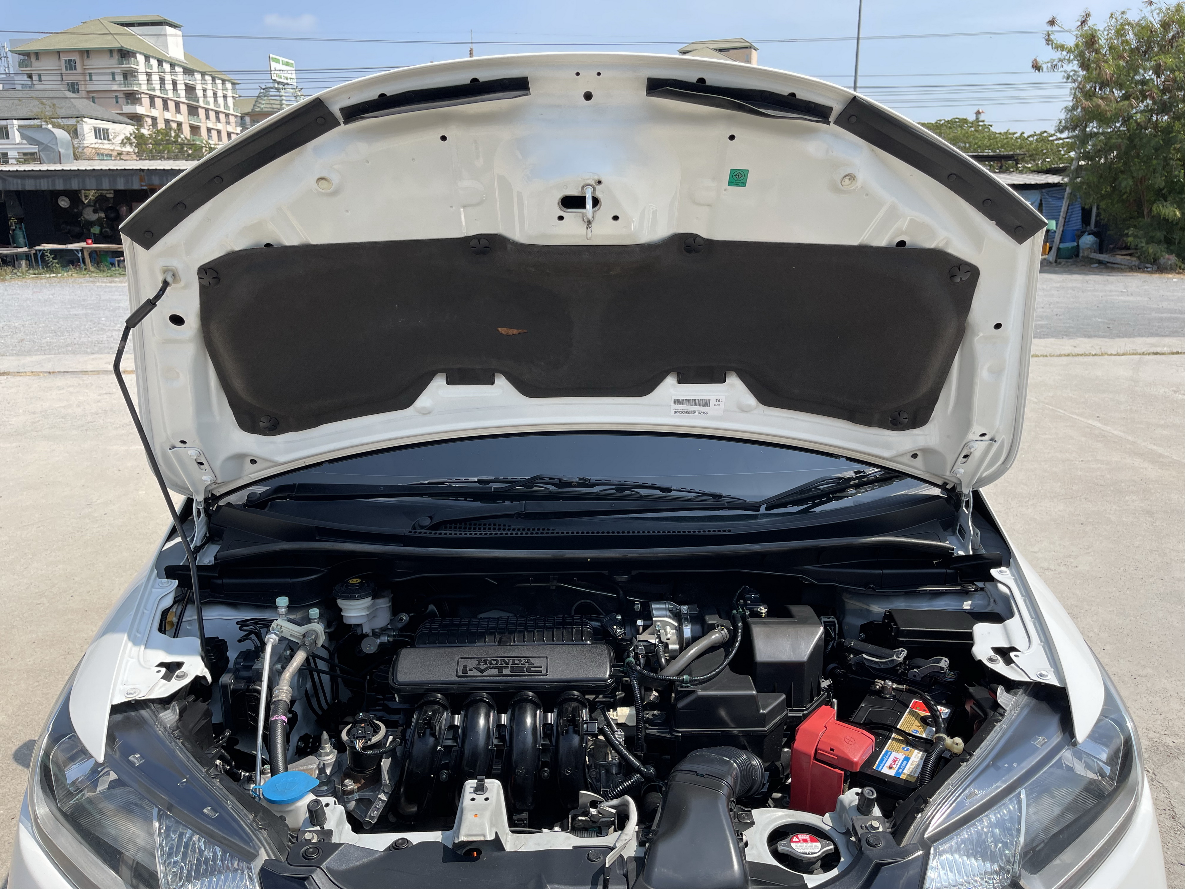 Honda Jazz 1.5 SV At 2016 ขาว