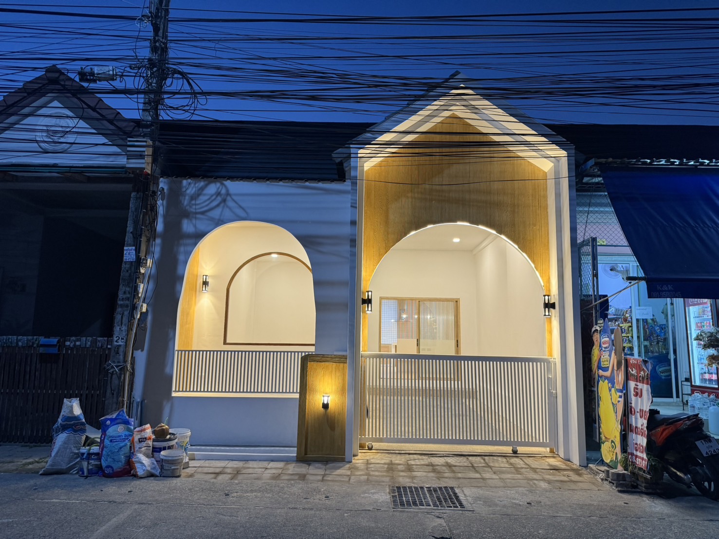 For Sales : Chalong, Townhouse behind HomePro Chalong, 2 bedrooms 2 bathrooms