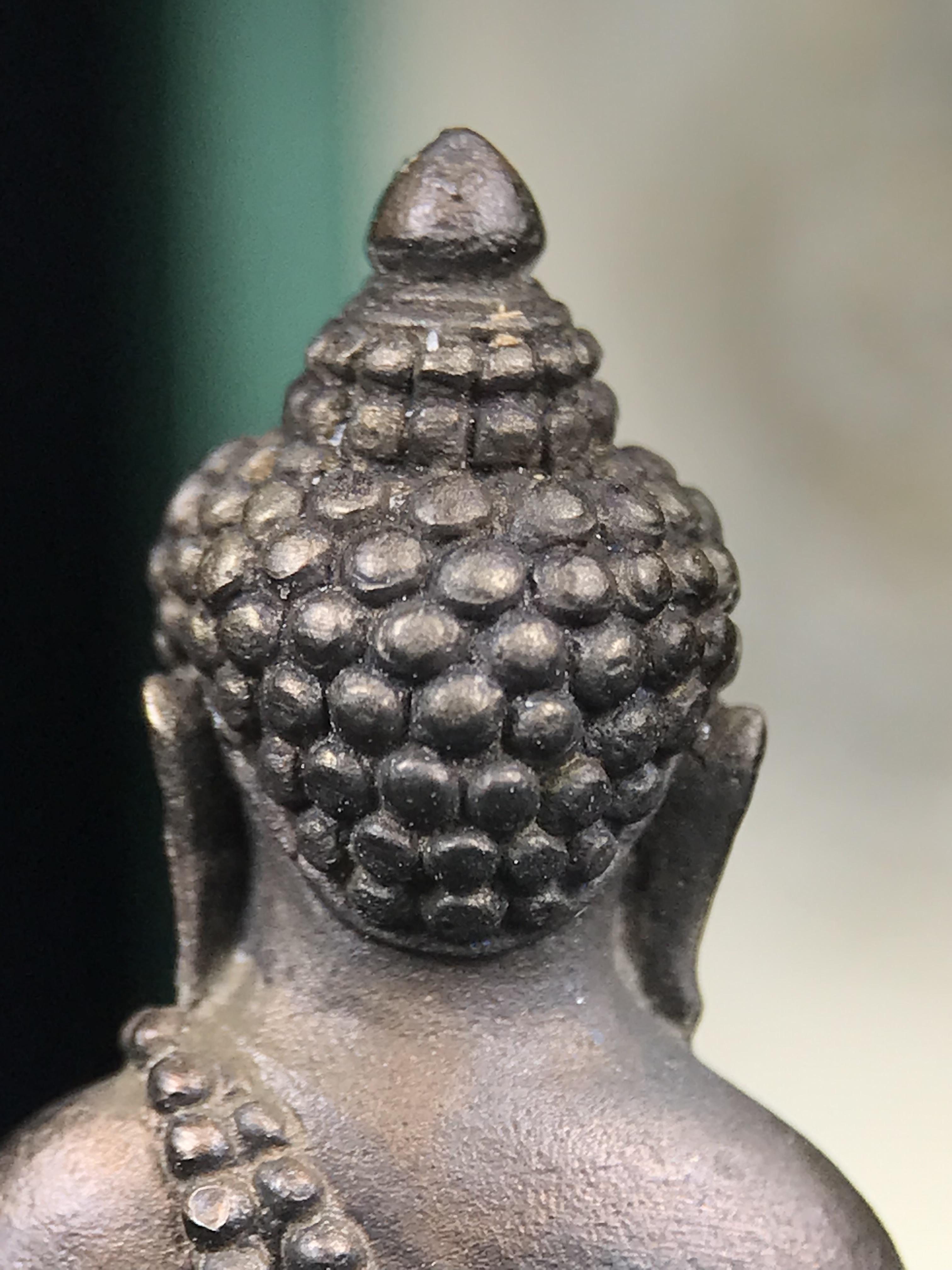 พระกริ่งวาสนา สมเด็จพระสังฆราช(วาสน์)วัดราชบพิธฯ ปี 2531 เนื้อนวโลหะ สร้างเป็นที่ระลึกในคราวที่สมเด็จพระอริยวงศาคตญาณ สมเด็จพระสังฆราช(วาสน์ วาสโน)มีพระชนมายุครบ90พรรษา(ในหลวง ร.9 เสด็จในพิธี)งานแกะแม่พิมพ์โดย นายช่างเกษม มงคลเจริญ)(1ใน1991องค์)