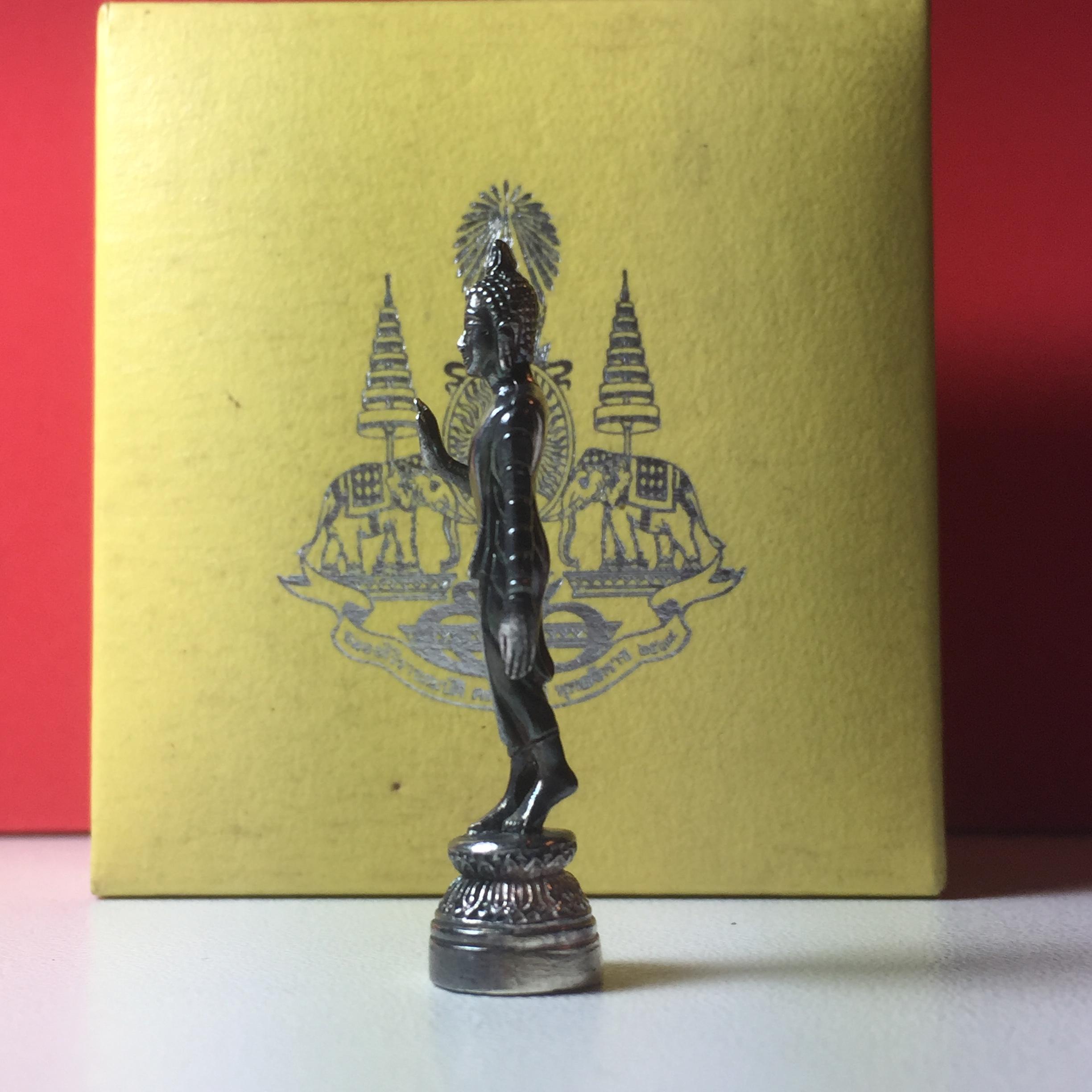 พระพุทธอภัยมงคลสมังคี ลอยองค์เนื้อเงิน ตราสัญลักษณ์ครองราช50ปี