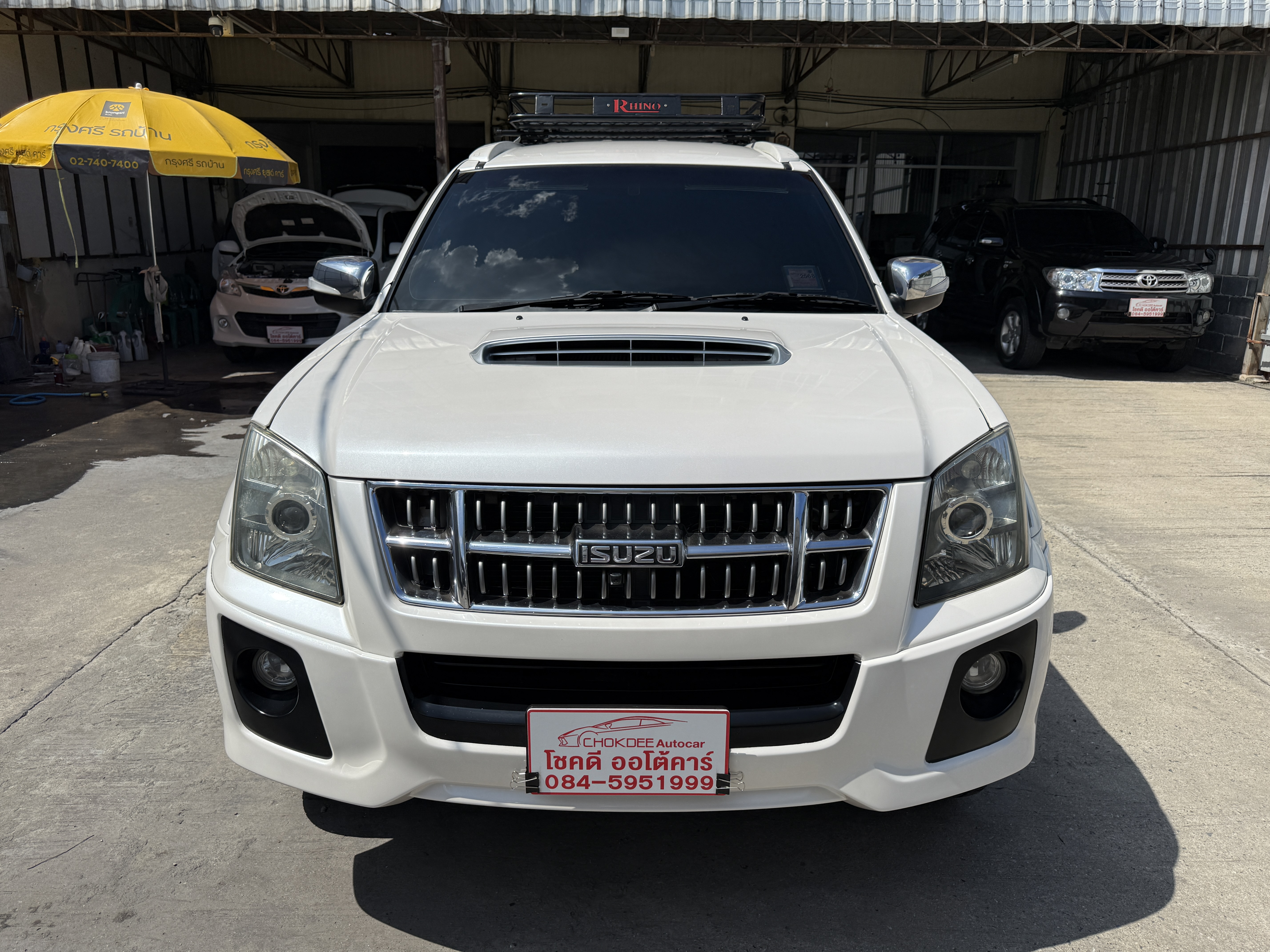 Isuzu Mu-7 3.0 Choiz Vgs Navi 2WD At 2012 ขาวมุก