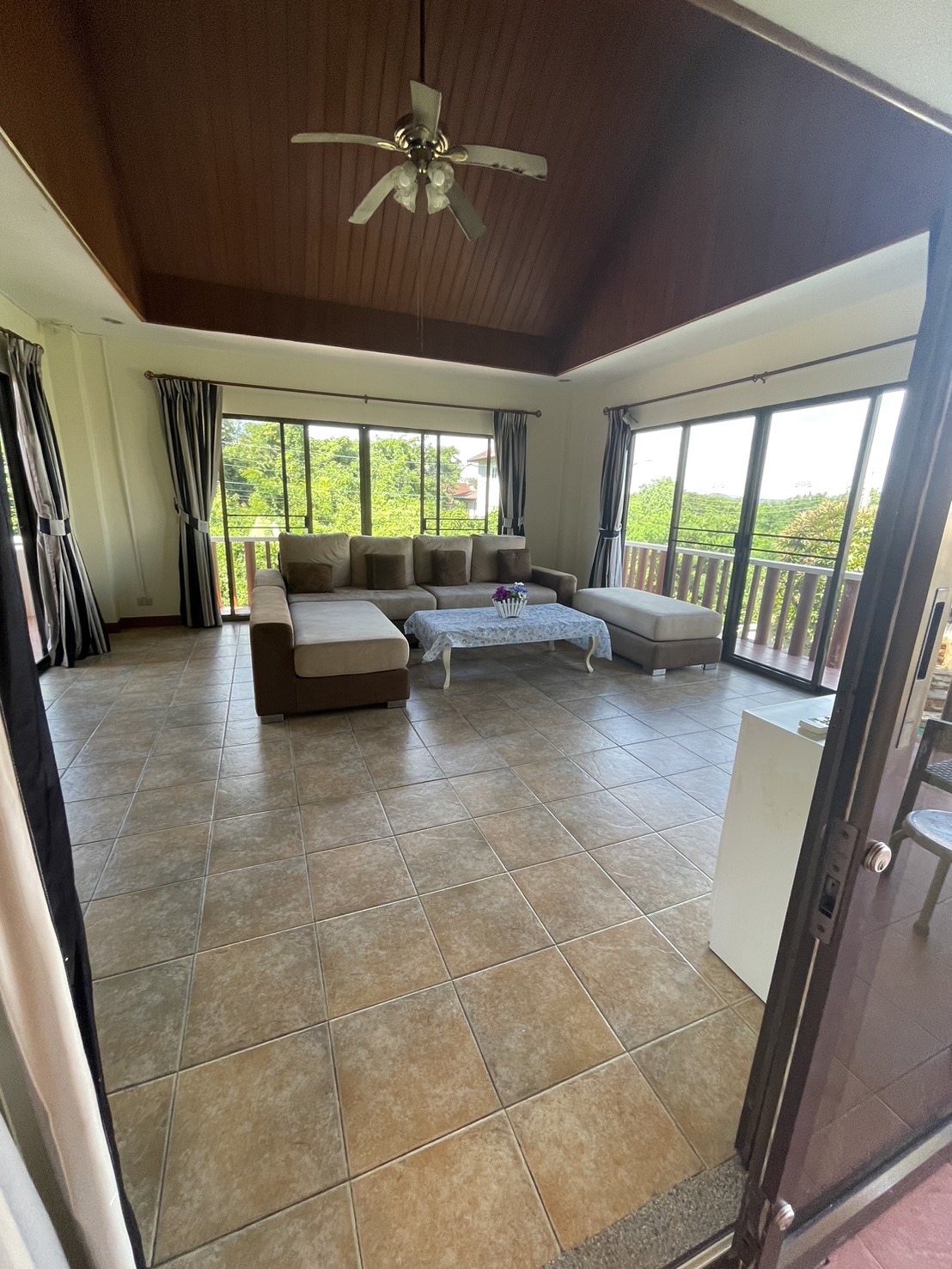 For Rent : Rawai, Private Pool Villa, 6 bedrooms 5 bathrooms