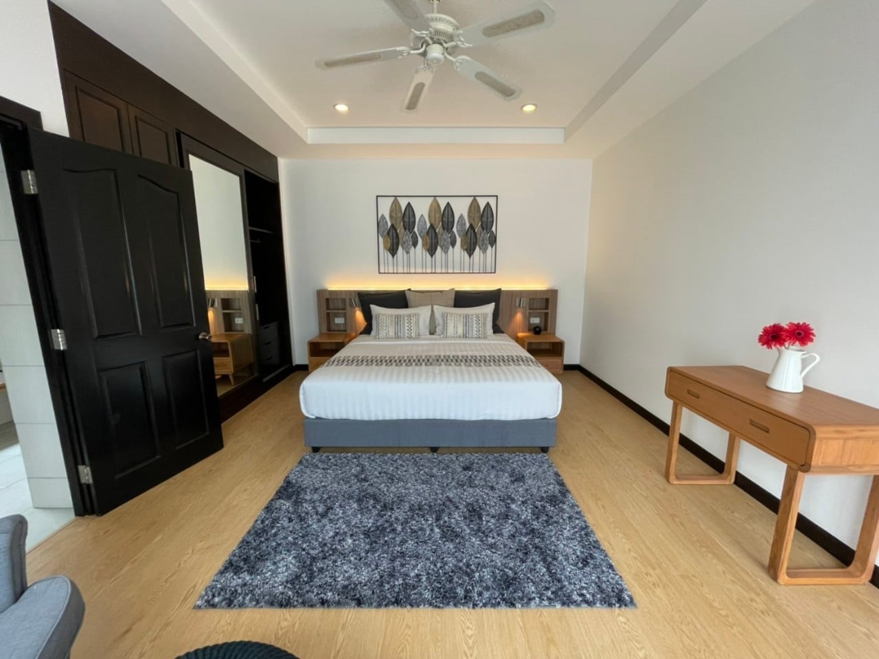 For Rent : Rawai, Private Pool Villa, 3 bedrooms 3 Bathrooms in community gate