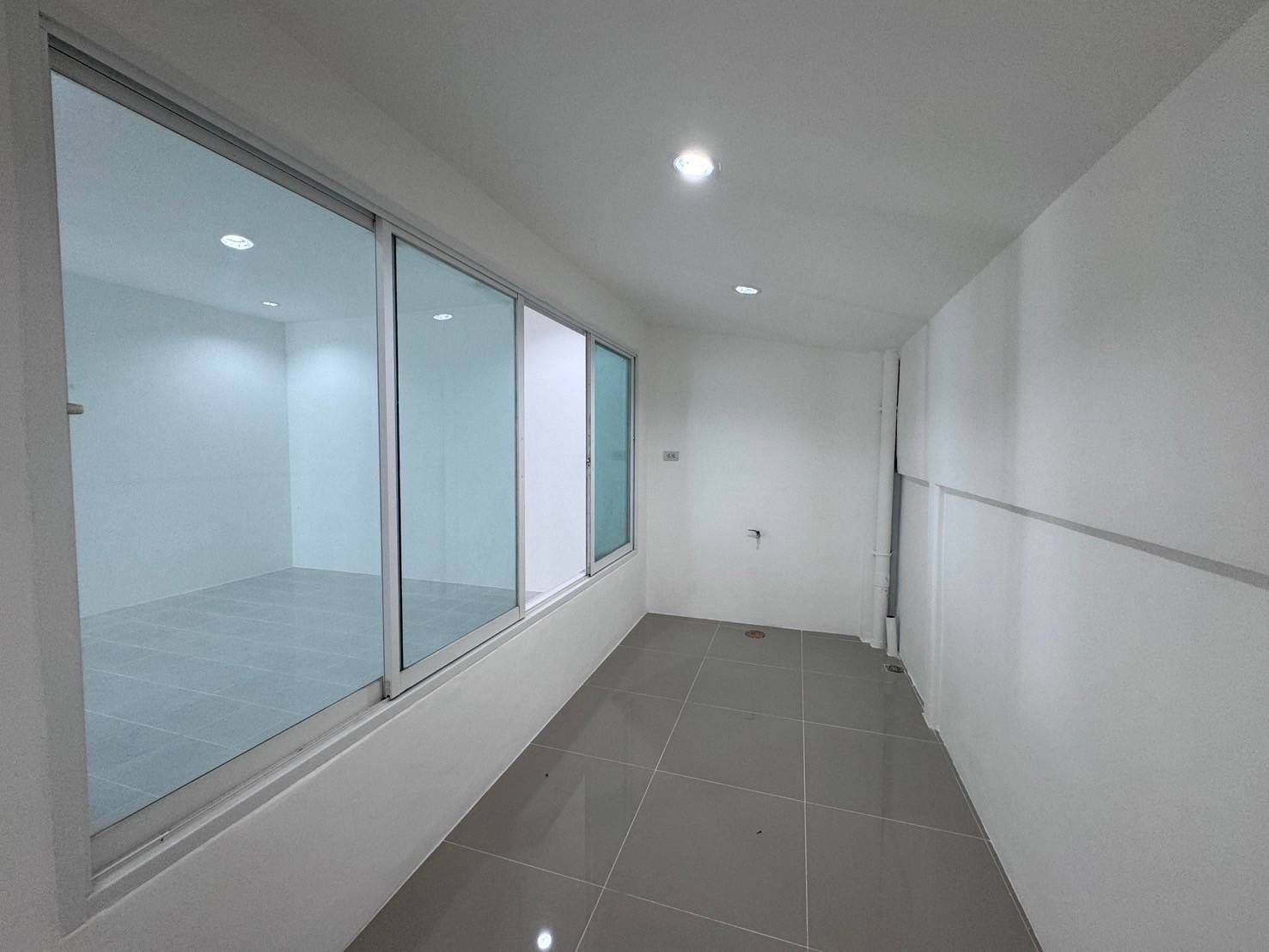 For Sale : Pakhlok, Twin House @Baan Promphun, 3 bedrooms 2 bathrooms