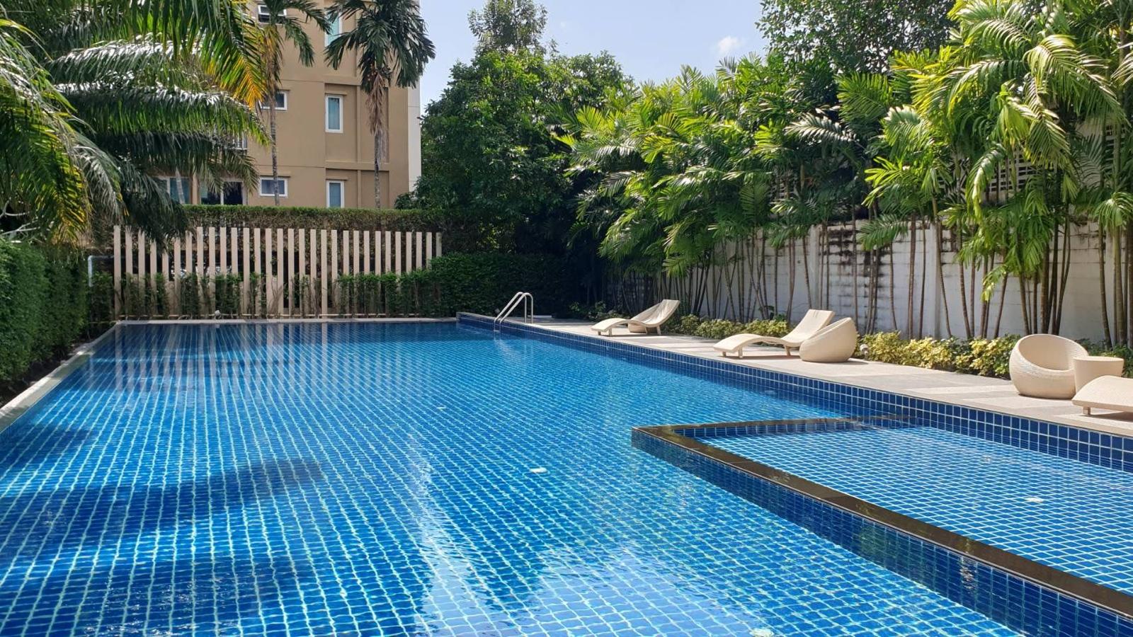 For Rent : Kohkaew, 2-Story detached house, 3+1 Bedrooms 3 Bathrooms