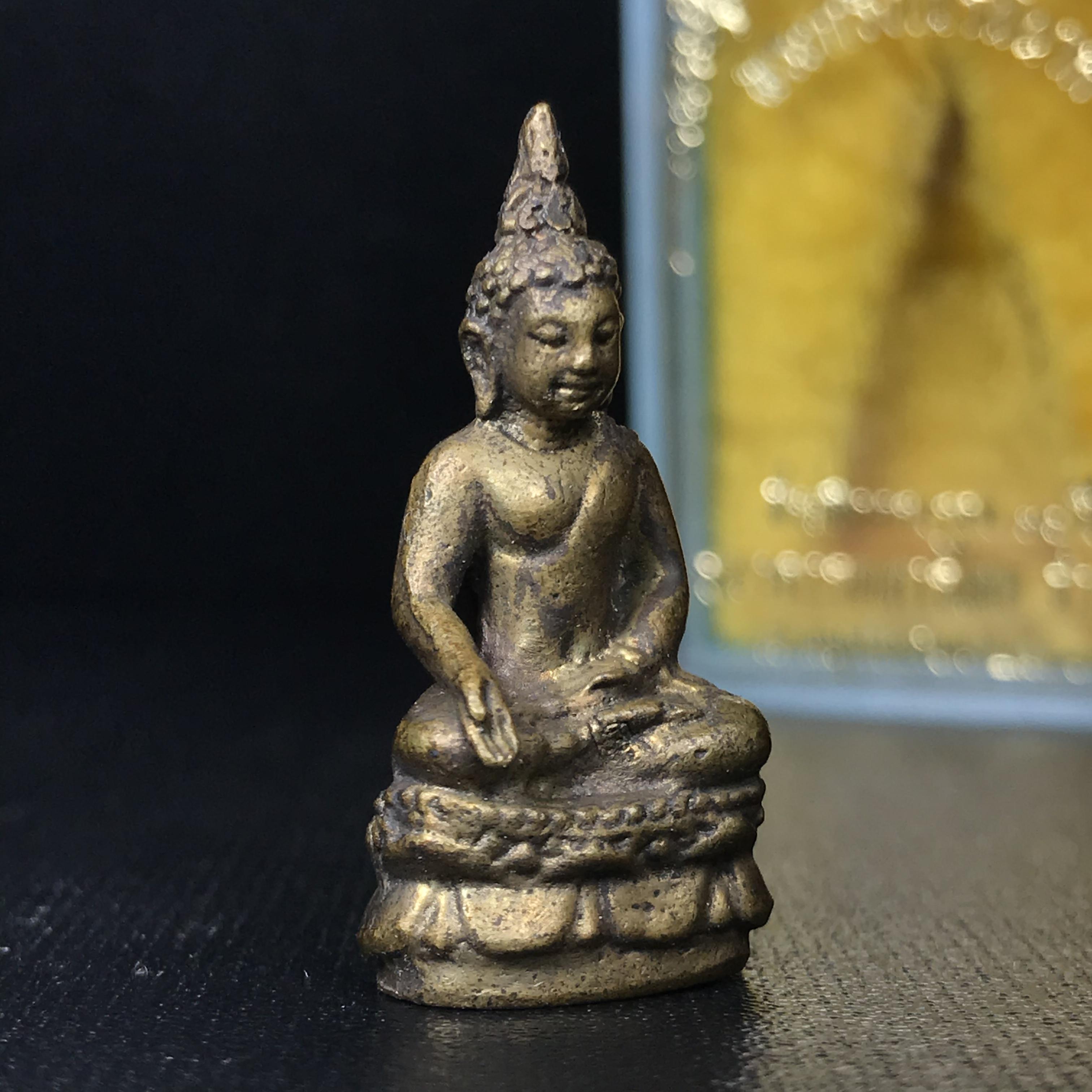 พระกริ่งไพรีพินาศ วัดบวรนิเวศ ปี2530 เนื้อทองผสม ที่ระลึกครบรอบ30ปี ธนาคารทหารไทย (มีส่วนผสมของชนวนเก่าของไพรีพินาศรุ่นแรก)อานุภาพยิ่งใหญ่ กำราบศัตรูพ่ายสิ้น พระไพรีพินาศ