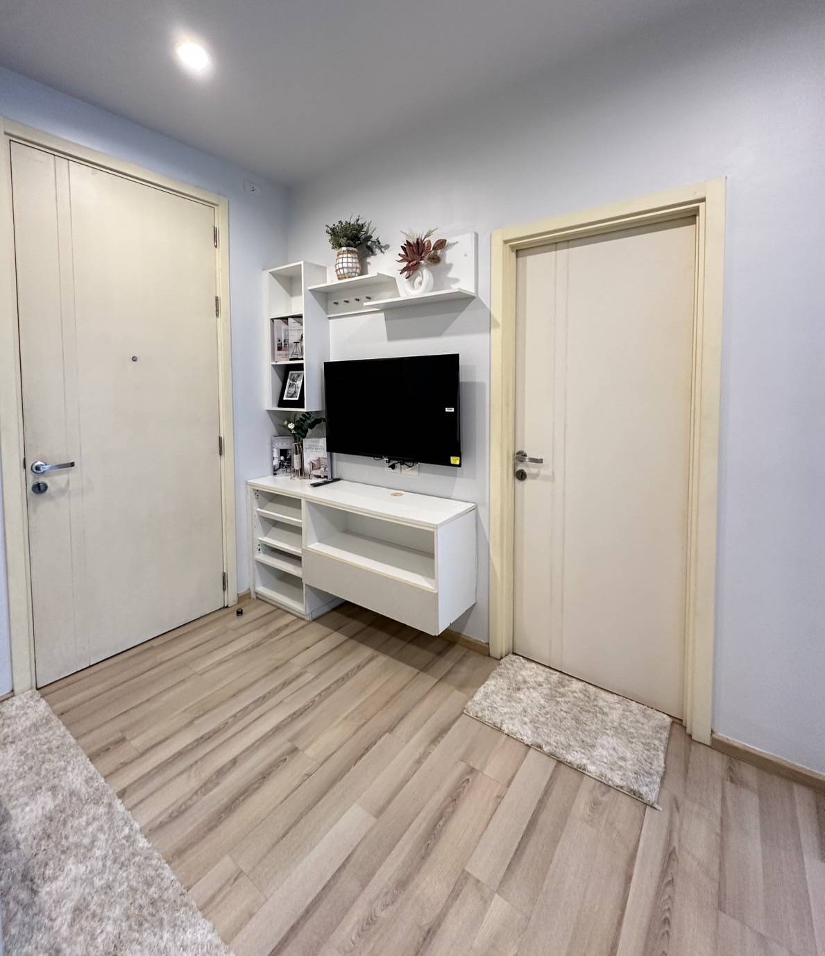 For Rent : Samkong, Condo near Lotus Samkong, 1 bedroom, 2nd flr.