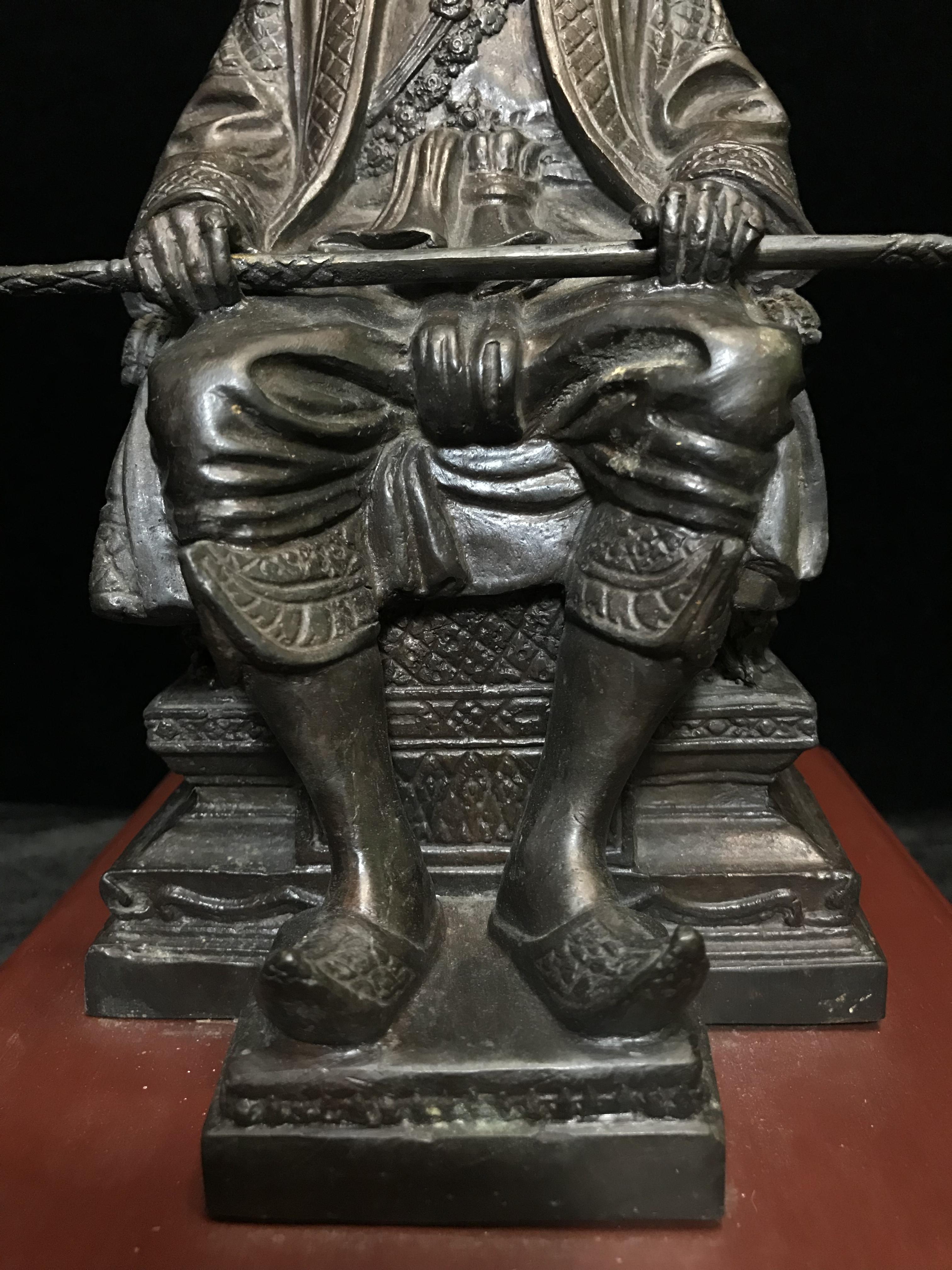 พระบรมรูปหล่อพระบาทสมเด็จพระพุทธยอดฟ้าจุฬาโลกมหาราช (ร.1) ทรงนั่งบัลลังก์ จัดสร้างโดยรัฐสภาผู้แทนราษฎร เนื้อโลหะสัมฤทธิ์ ปี 2539(หายาก)