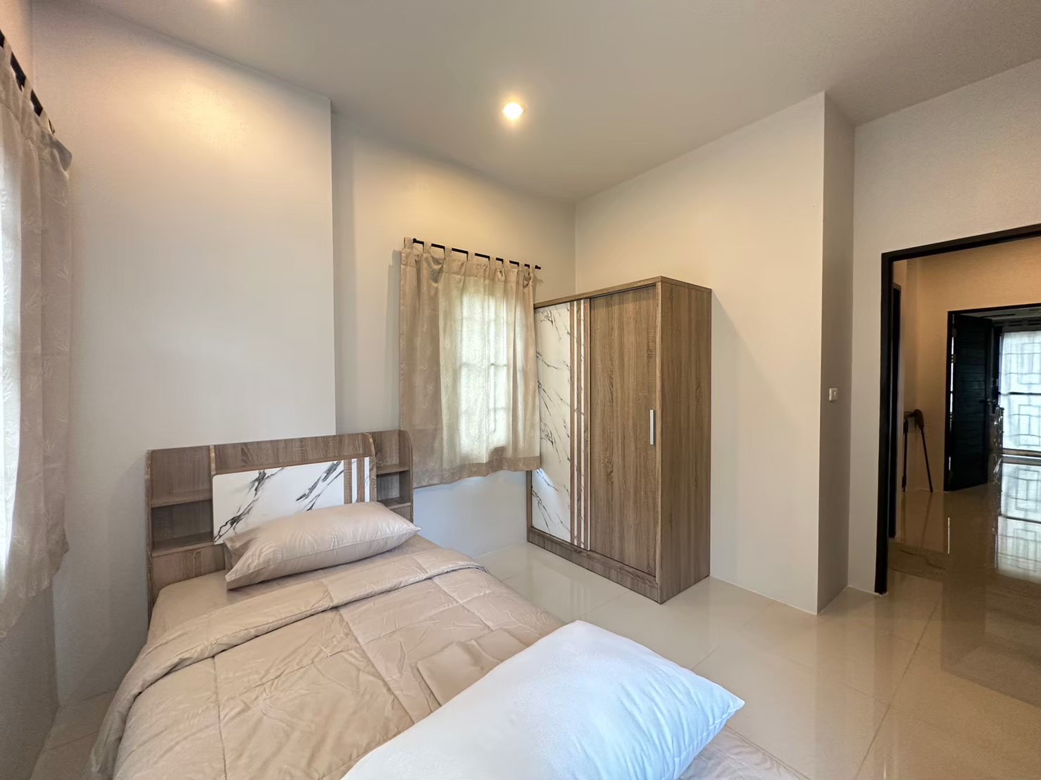 For Rent : Town home near Super Cheap Market, 3 Bedroom 3 Bathroom