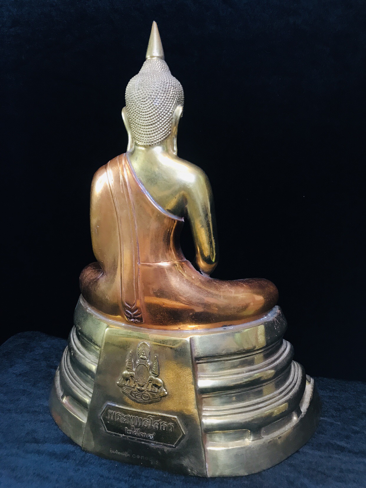 พระบูชาพระพุทธโสธร ภปร. รุ่นย้อนยุค ปี2539 กาญจนาภิเษกครองราชสมบัติครบ 50ปี หน้าตัก9นิ้ว เนื้อสามกษัตริย์ หมายเลข01314