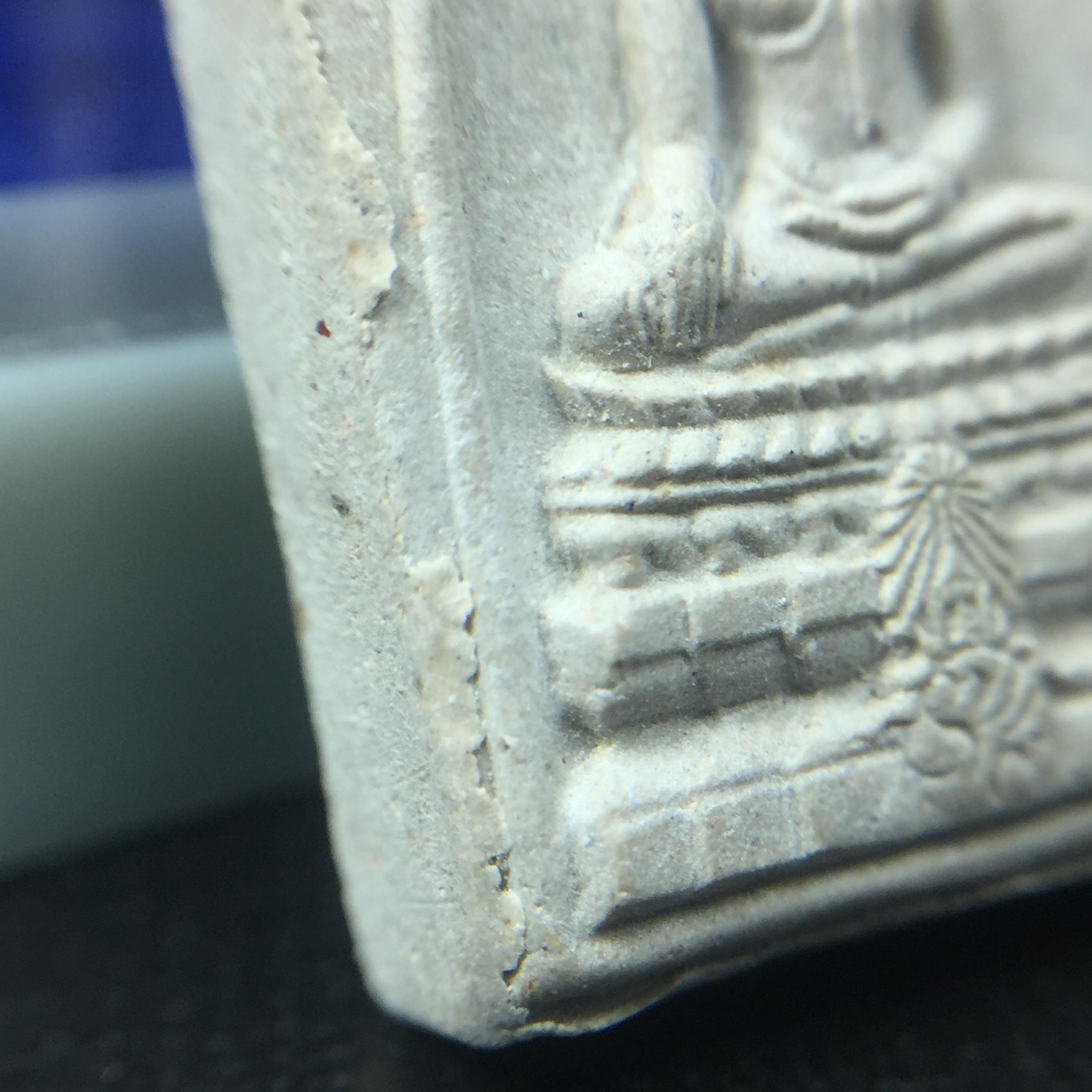 พระพุทธชินสีห์ ภปร. ทันโต เสฏโฐ ปี2533 พิมพ์เล็ก(หายาก) บรรจุพระทนต์ในหลวง รุ่นเดียวในประวัติศาสตร์ ****รุ่นนี้ขอแนะนำ****