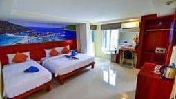 For Sale : Patong, Luxury Patong Resort , 45 Rooms, 10 floors with Swimming pool.