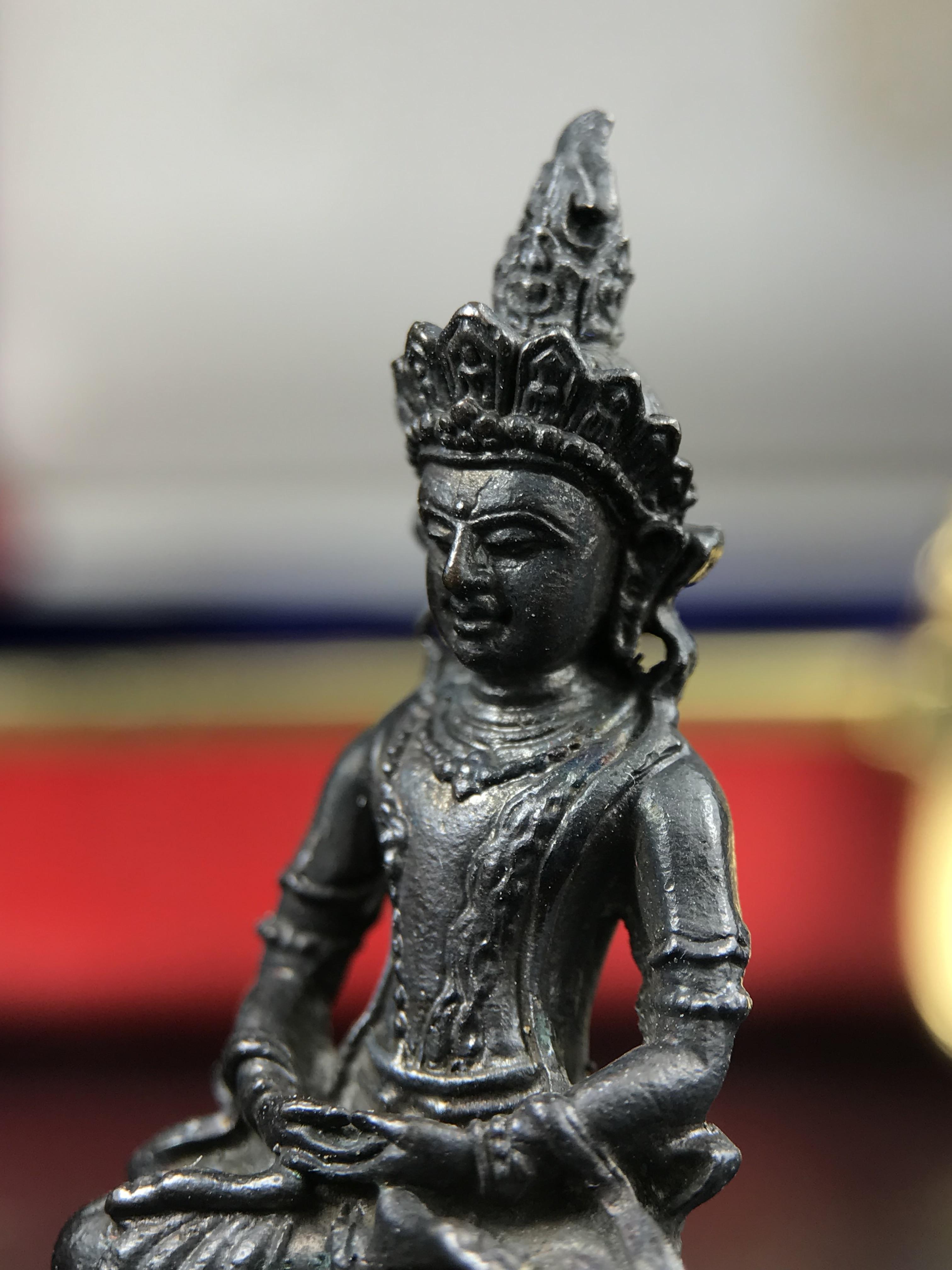 พระไวโรจนะพุทธ(กริ่งธิเบต ภปร.) ท่านเจ้าคุณโพธิ์แจ้ง วัดมังกรกมลาวาส(เล่งเน่ยยี่) ปี 2515(รุ่นแรก) ชุดพิเศษกรรมการ พิธีใหญ่ฉลอง ๑๐๐ปี วัดมังกรกมลาวาส (ในหลวงรัชกาลที่ ๙ ทรงเสด็จเททอง ) หลวงปู่โต๊ะ วัดประดู่ฉิมพลีเมตตาอธิษฐานจิตปลุกเสก (หายากมาก)