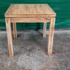 โต๊ะไม้สัก 80×80×80 ซม.