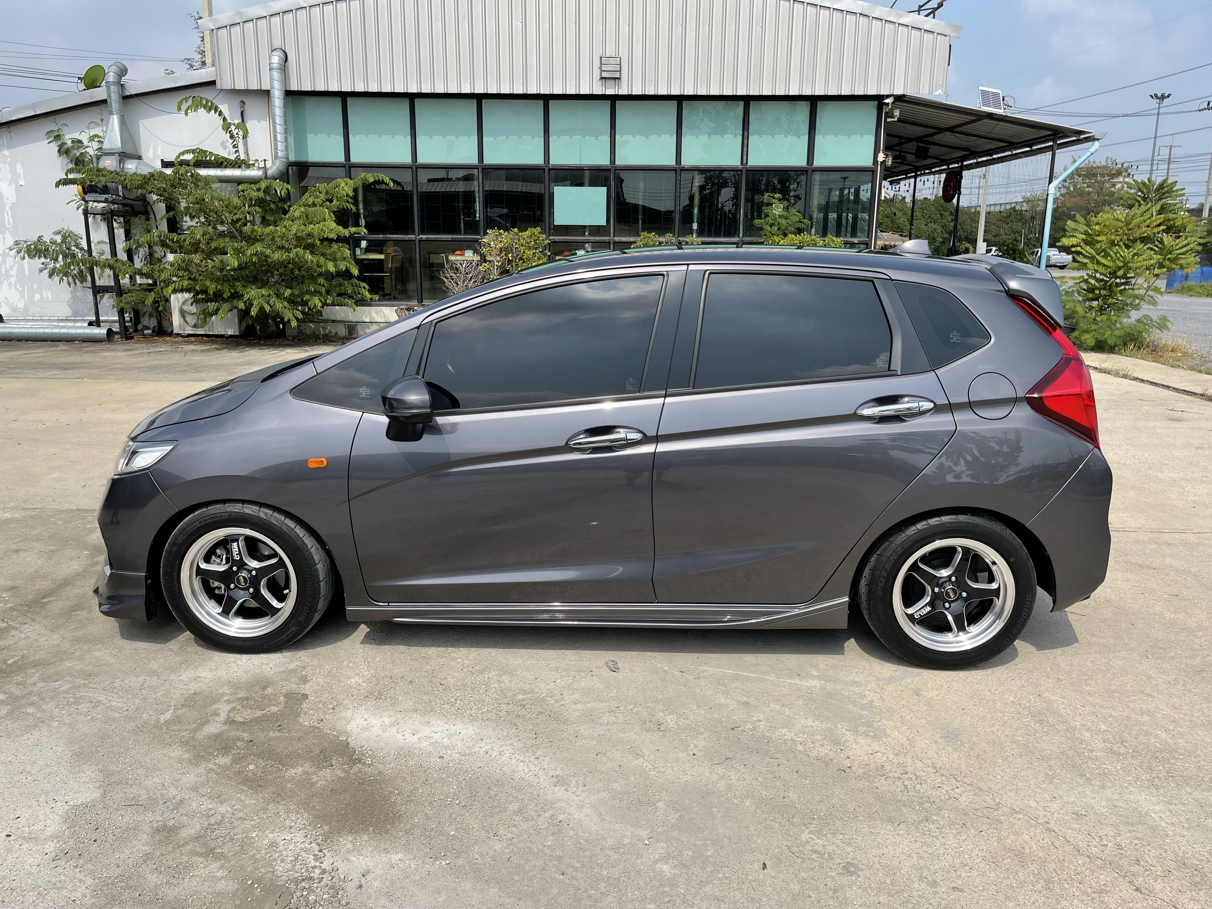 Honda Jazz 1.5 S At 2017 เทา