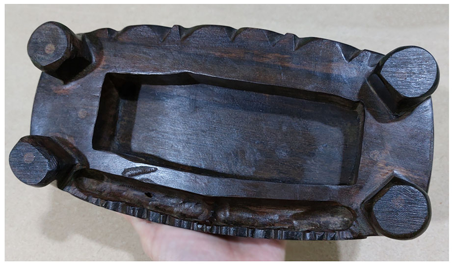 💥SALE!💥กี๋หรือฐานไม้มีซุ้มรั้ว สี่เหลี่ยมผืนผ้า หน้าท๊อปยาว21cmx8.5cm