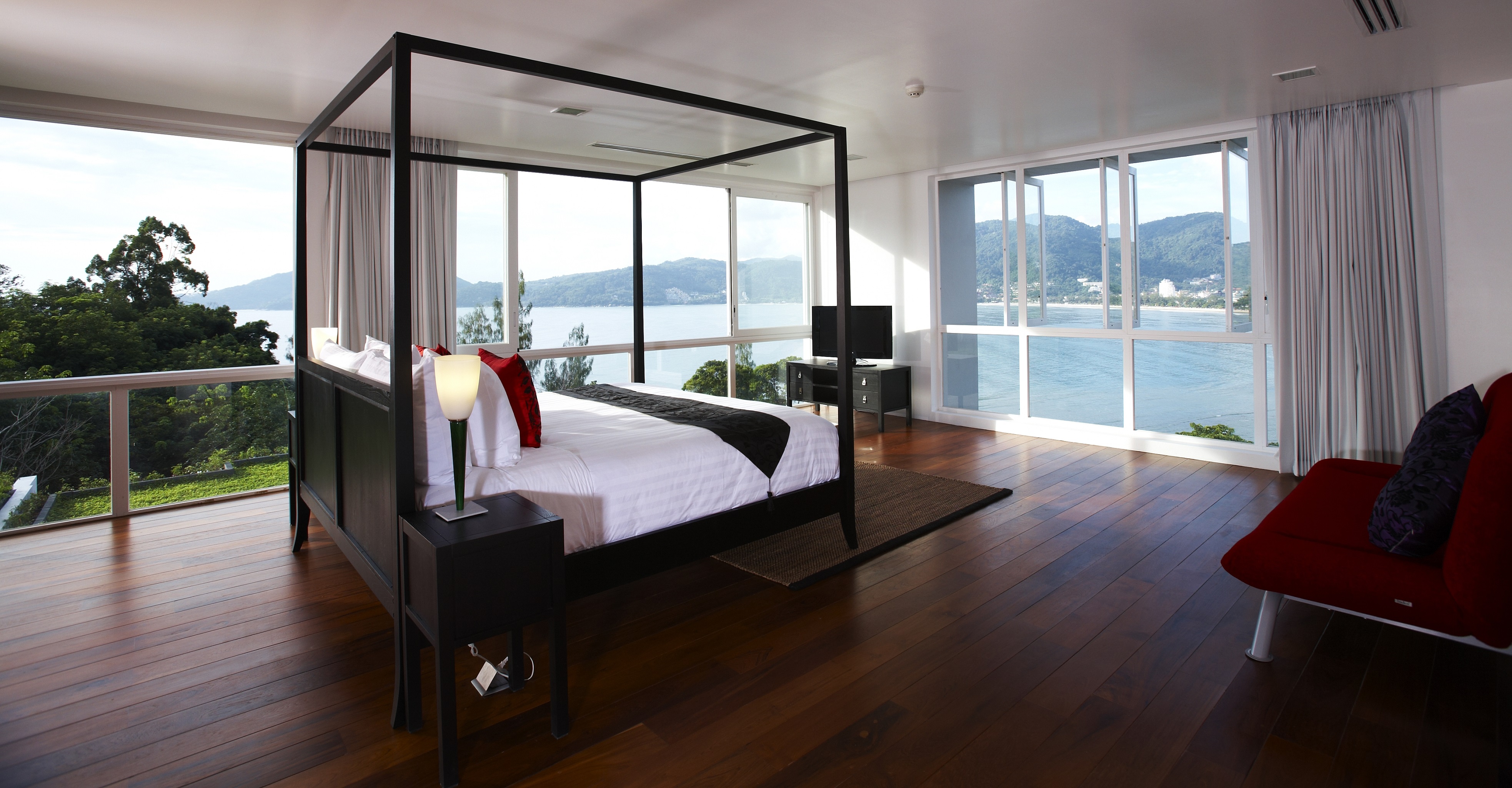 For Rent : Patong Seaview Villa, 4 bedrooms 5 bathrooms, Seaview