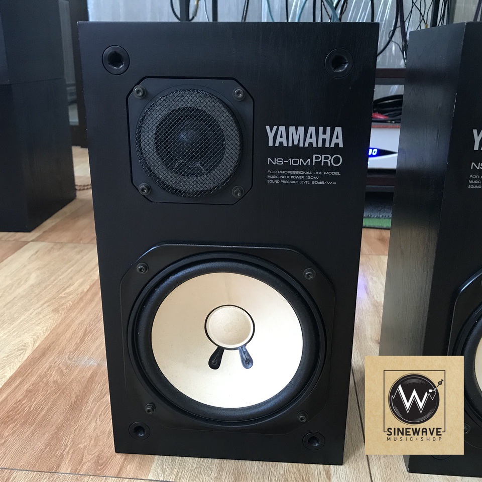 ลำโพง ยี่ห้อ Yamaha รุ่น NS-10M Pro (Made in Japan)