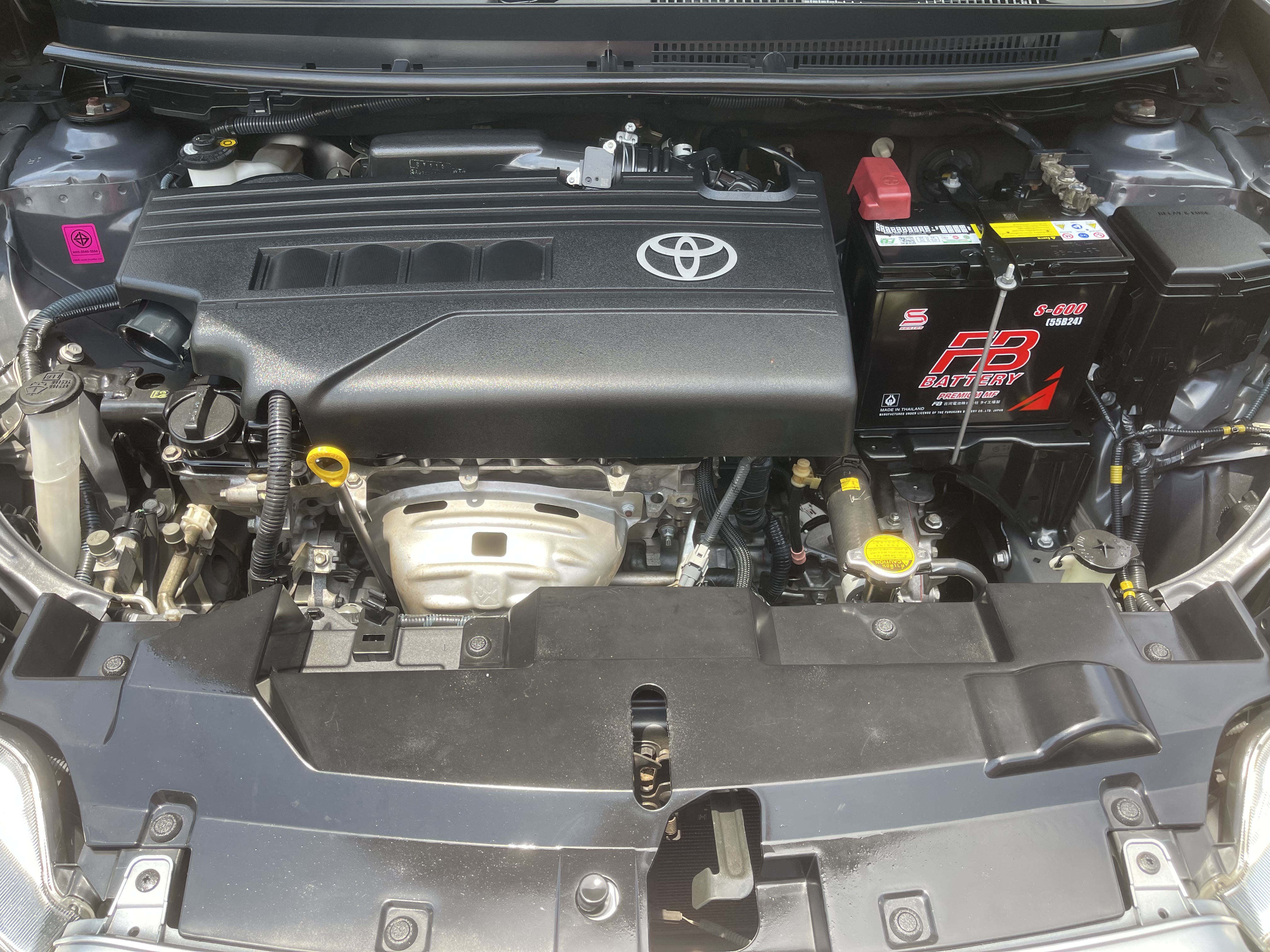 Toyota Yaris 1.2 E At 2017 เทาดำ