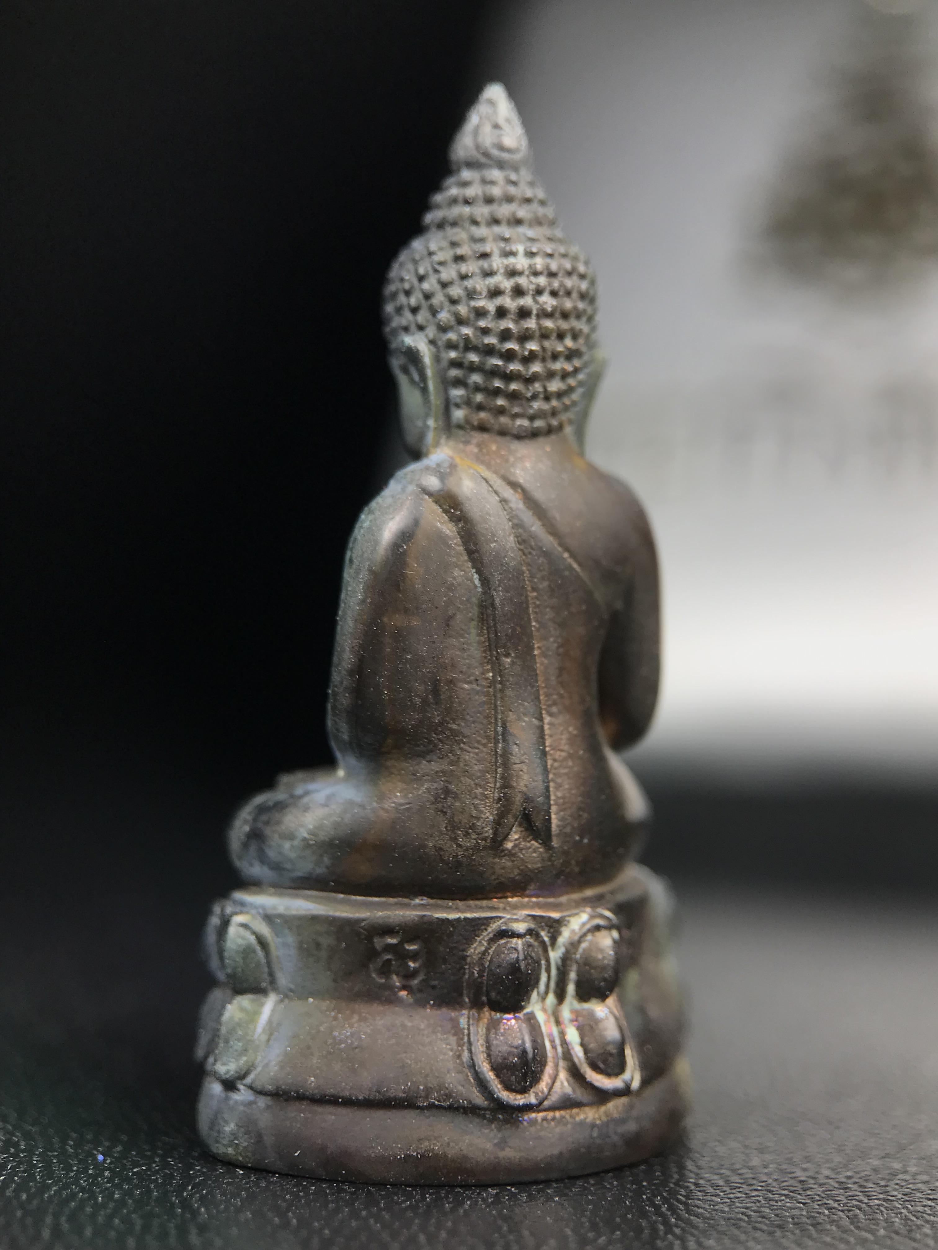 พระกริ่งชินรังษี วัดบวรนิเวศวิหาร ปี 2550 เนื้อนวโลหะ สมเด็จพระญาณสังวร สมเด็จพระสังฆราช ทรงเททองด้วยพระองค์เอง(พุทธศิลป์สุดงดงาม) (องค์หมายเลข ๖๐๓ เลขสวยผลรวมได้เก้าเจริญก้าวหน้าในทุกๆด้าน) 1 ใน 1000 องค์ หายาก