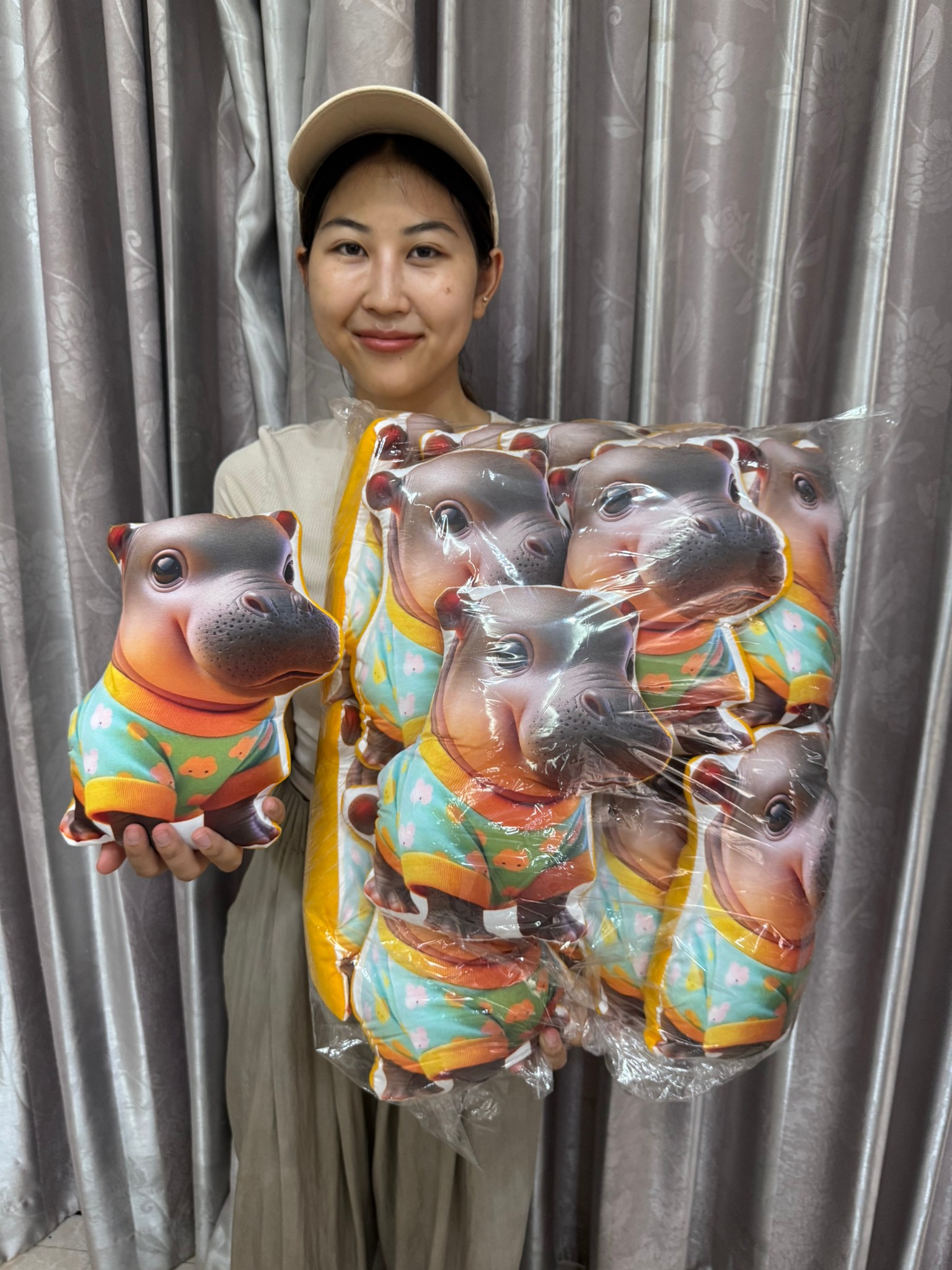 ตุ๊กตาน้องฮิปโป ยกโหลสุดคุ้ม