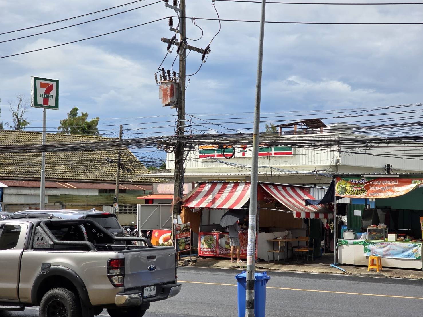 For Sales : Phuket Town, 3-story commercial building, 4 Bedrooms 4 Bathrooms