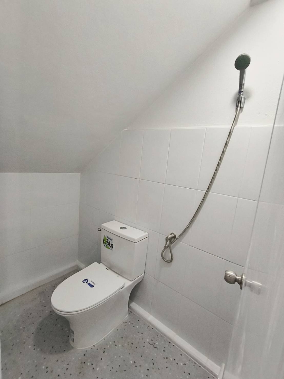 For Sales : Ratsada, 2-Storey Commercial Building, 2 bedroom 2 bathroom