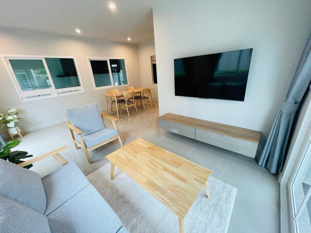 For Rent : Pakhlok, 2-Story Twin House, 3 bedrooms 3 bathrooms