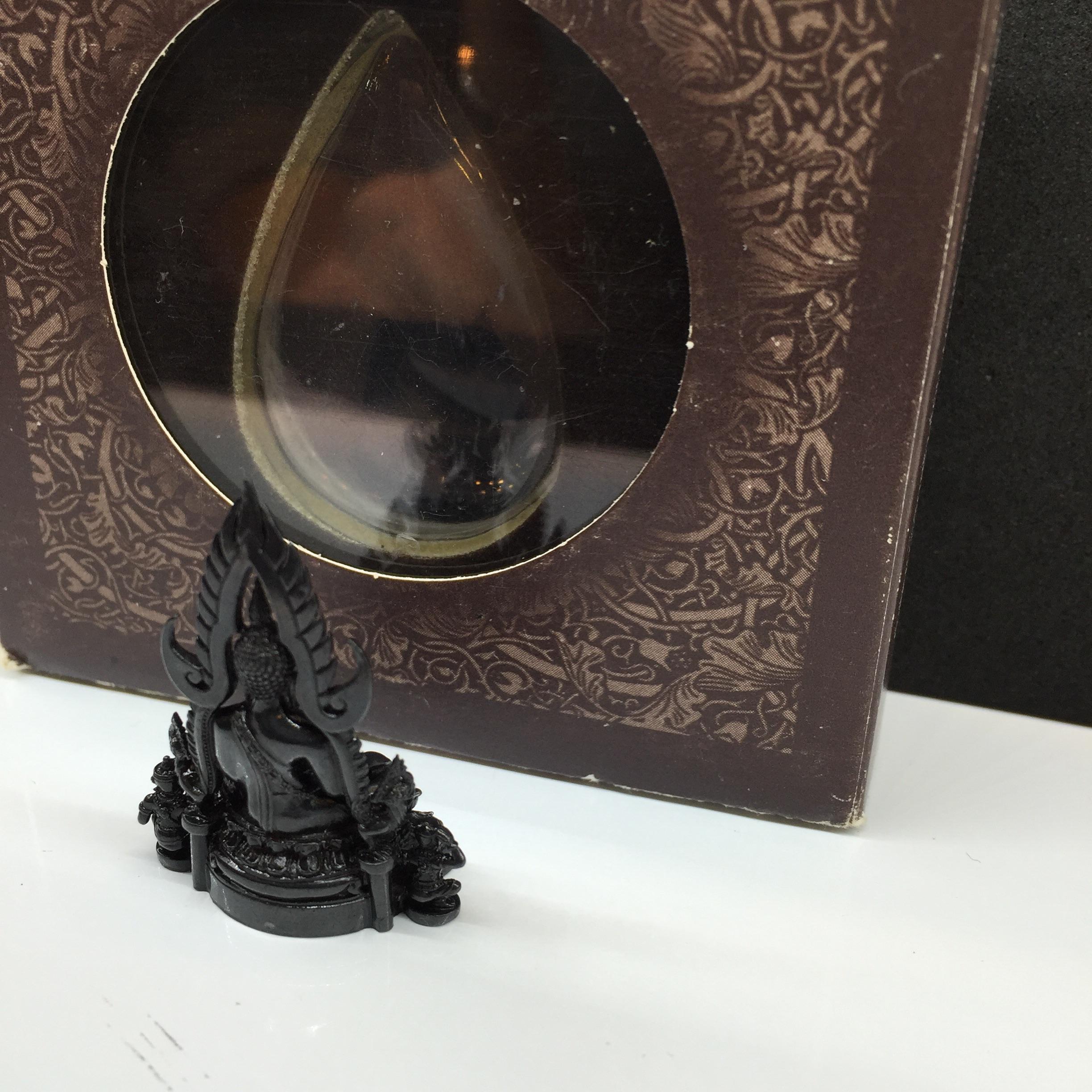 พระกริ่งพระพุทธชินราช ภปร"เพราะแผ่นดินนี้คือ แผ่นดินเกิด" ปี2548 เนื้อเงินรมดำ