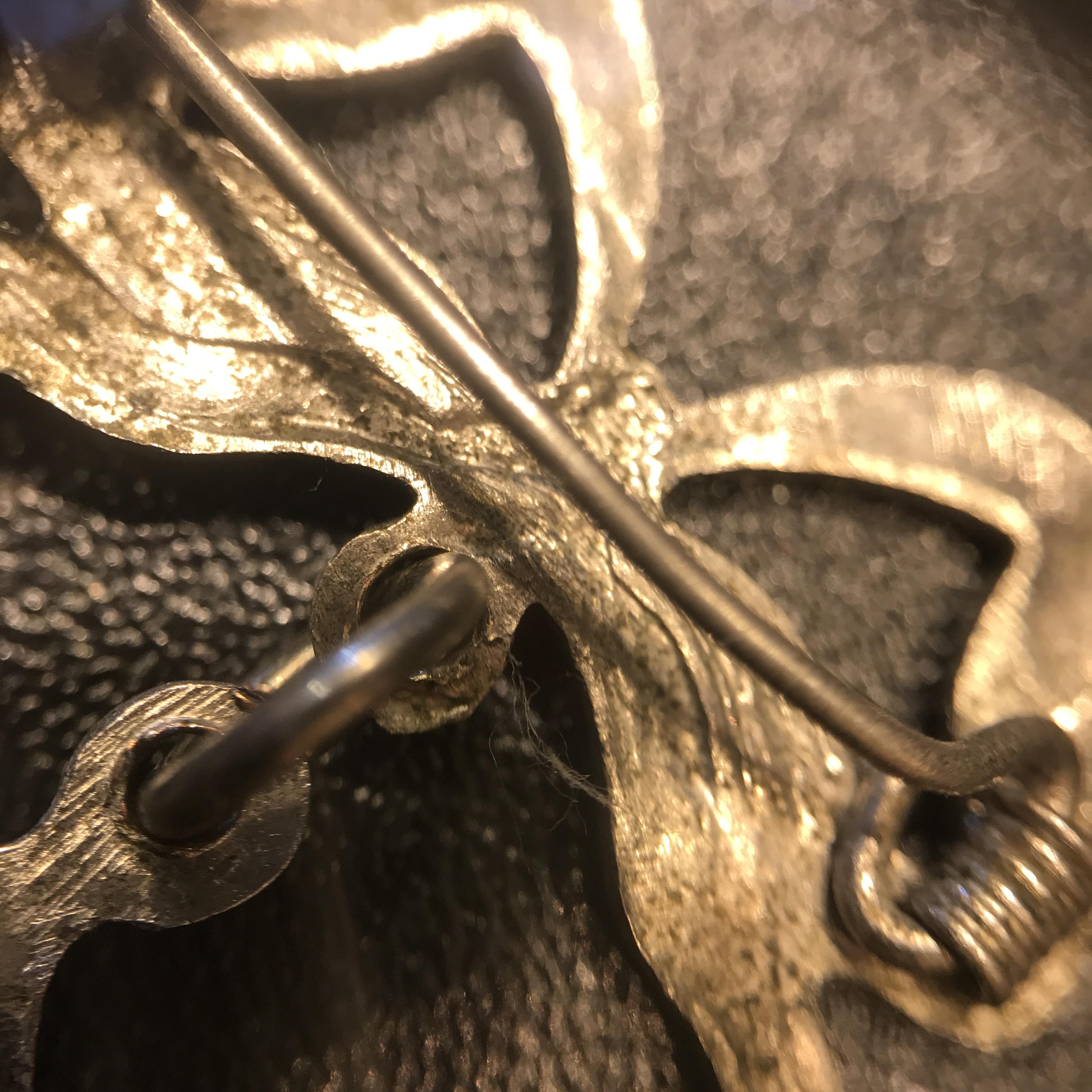 เหรียญในหลวงรัชกาลที่9 รุ่นจอมทัพไทย ปี2507 เจ้าคุณนรฯ วัดเทพศิรินทร์ อธิษฐานจิตปลุกเสก เนื้ออัลปาก้าชุบนิเกิ้ล พร้อมเข็มกลัดยันต์น้ำเต้าเจ้าคุณนรฯ