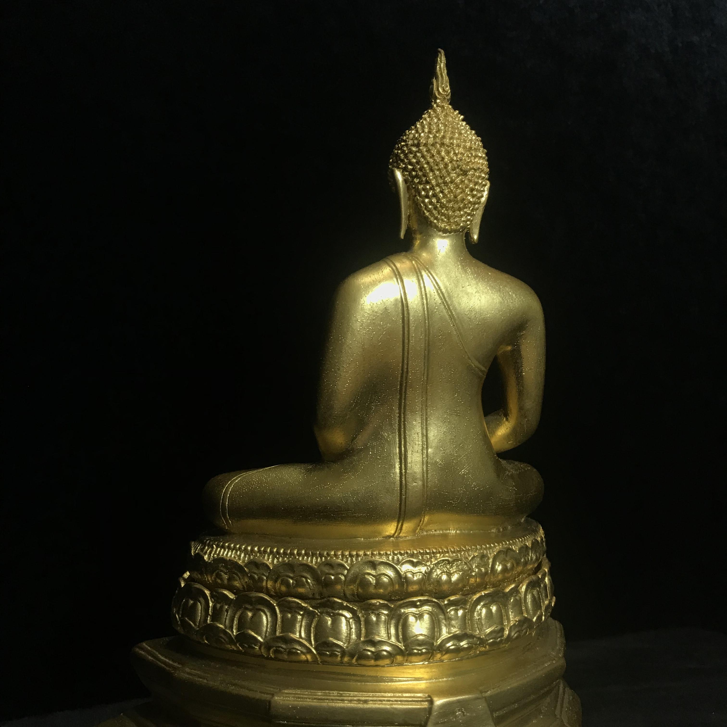 พระพุทธคมนาคมบพิธ (พระพุทธสิหิงค์จำลอง)(พระพุทธรูปประจำกระทรวงคมนาคม) ตรา ภปร. ครบรอบ 84 ปี กระทรวงคมนาคม พ.ศ.2539 เนื้อลำอู่แดงลงรักปิดทอง หน้าตัก 5 นิ้ว ปลุกเสก ณ วัดพระแก้ว พิธีใหญ่(1 ใน 3000 องค์)หายาก