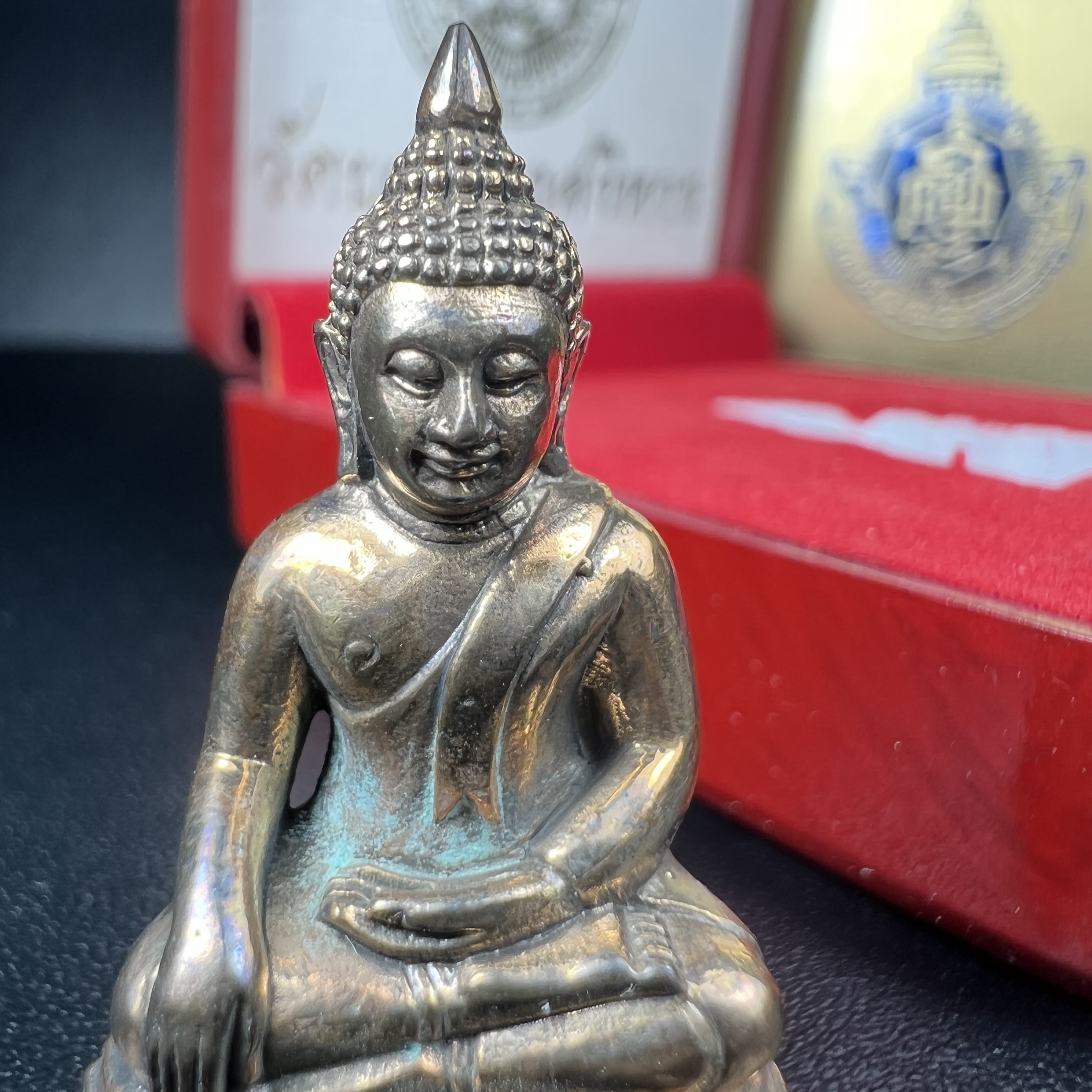 พระกริ่ง 8 รอบ ญสส. 96 พรรษา สมเด็จพระญาณสังวร สมเด็จพระสังฆราช สกลมหาสังฆปรินายก วัดบวรนิเวศวิหาร ปี 2552 เนื้อนวโลหะเต็มสูตรแก่ทองคำ(1 ใน 2999 องค์)