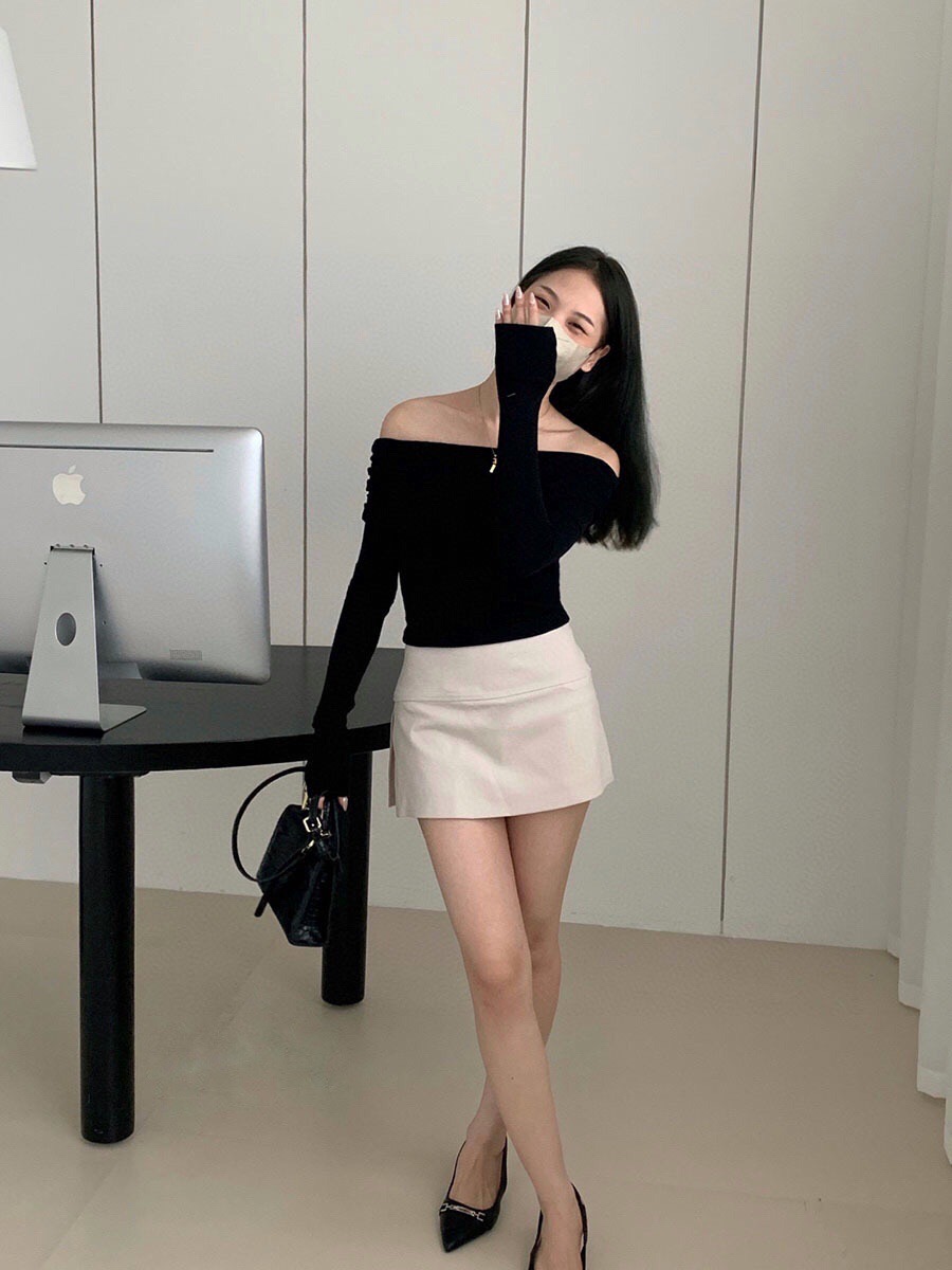 เปิดไหล่แขนยาว