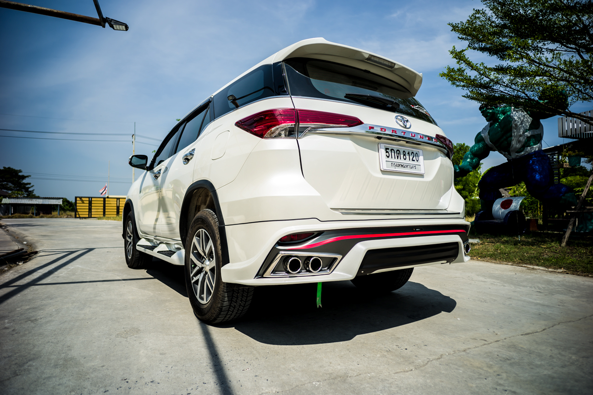 Toyota Fortuner 2016 Access body kits by Amotriz