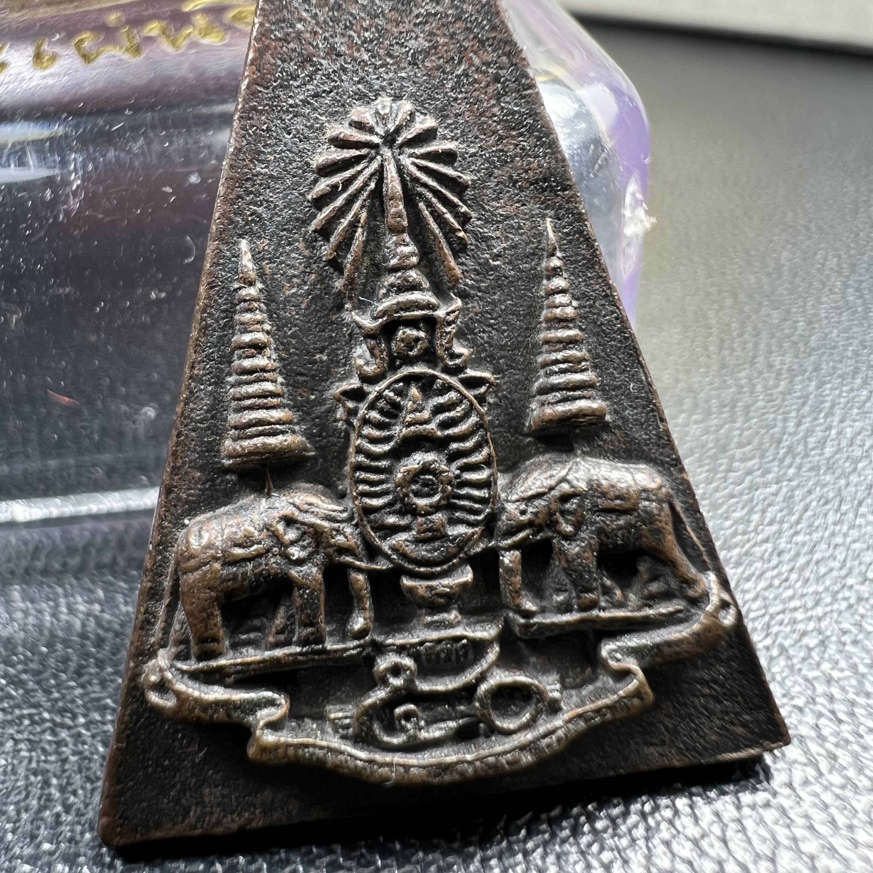 พระกำลังแผ่นดิน (สมเด็จจิตรลดา2) จัดสร้างเฉลิมพระเกียรติ ร.9 ครองราชย์ 50 ปี 2539 เนื้อนวโลหะ(สร้างน้อยหายาก)พร้อมกล่องบรรจุเดิมครบสมบูรณ์(1ใน2539องค์)