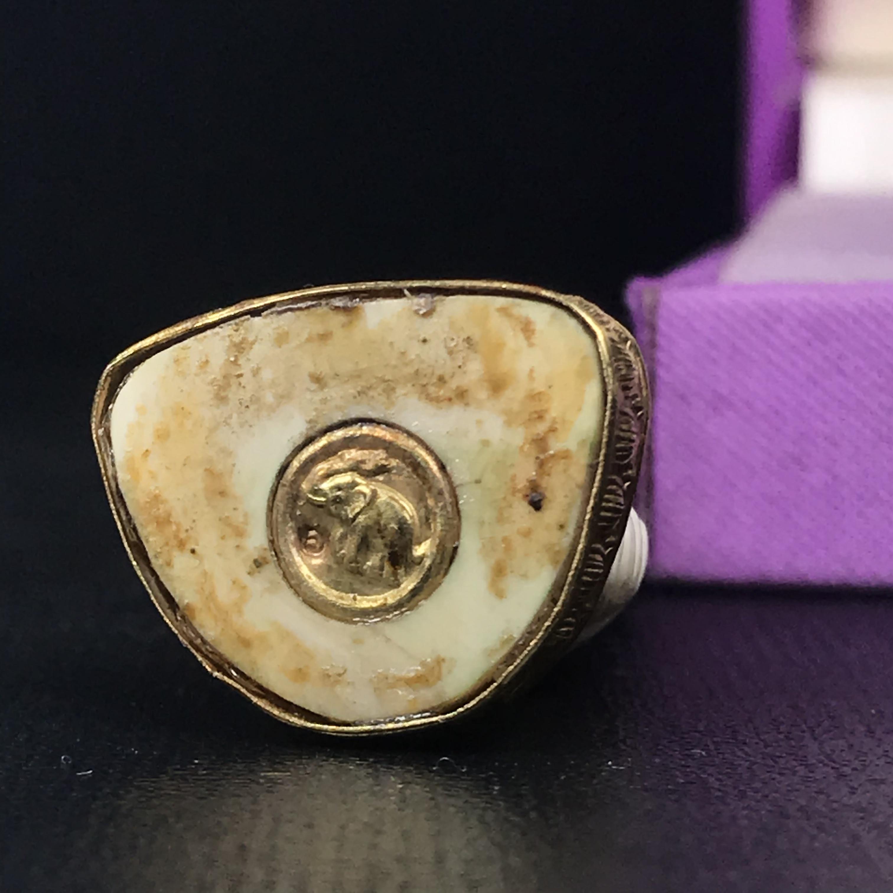 สมเด็จหลวงปู่ทวด รุ่นคชสารหมื่นปี (ศิลปาชีพ) วัดช้างให้ ปี2541(พิมพ์ลอยองค์ฐานทองคำ)