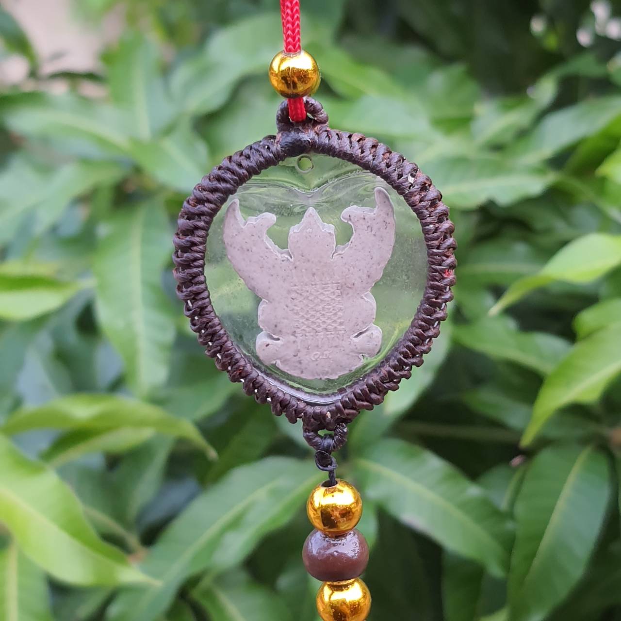 ของป้องกัน พญาครุฑ ห้อยหน้ารถ ห้อยหน้าร้าน สีขาว ครุฑ ครุฑบูชา พญาครุฑ ของแท้