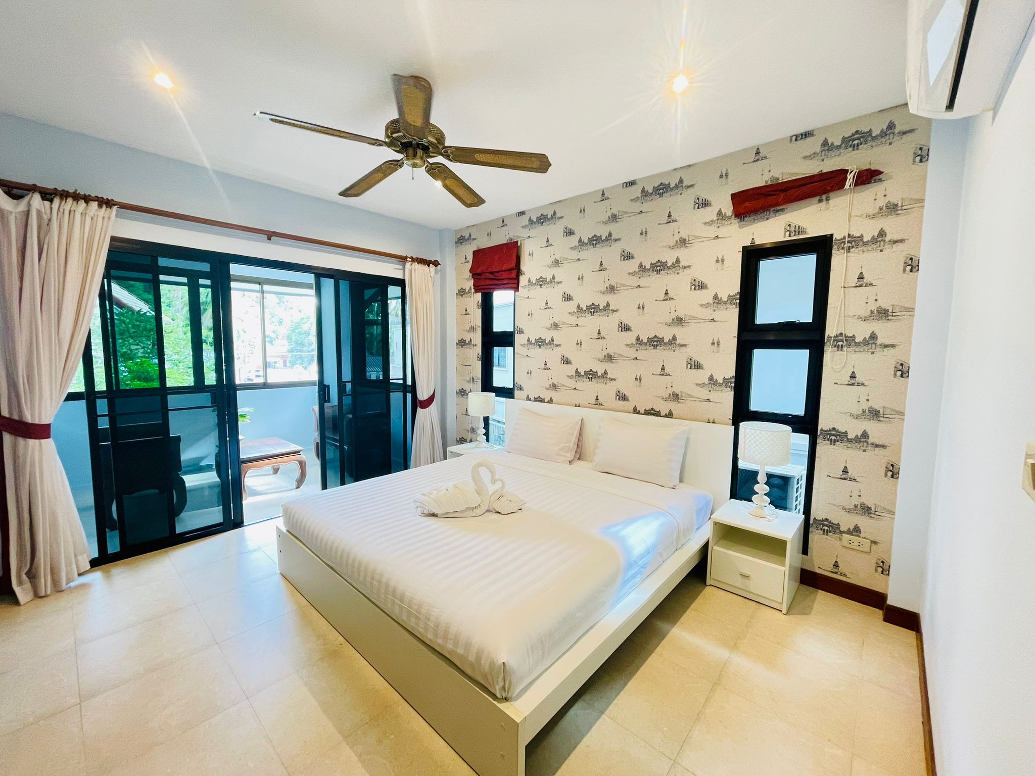 For Rent : Kata, 2-Storey Twin House, 3 bedrooms 3 bathrooms