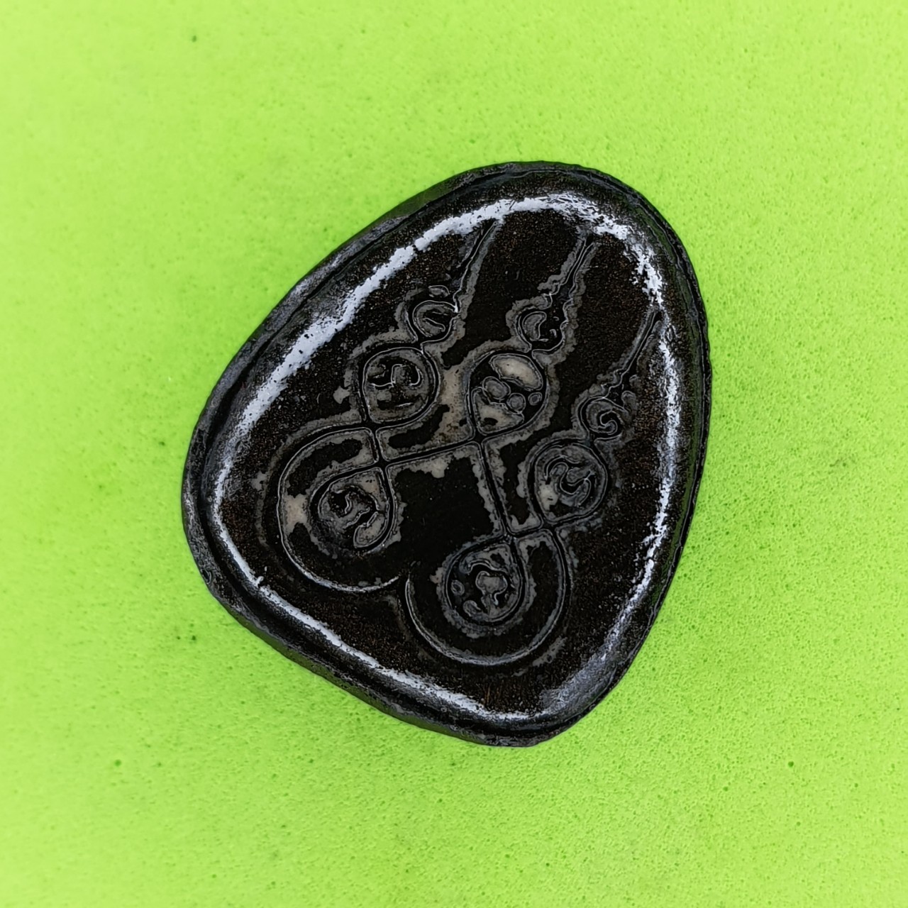 พระเครื่อง พระปิดตา รุ่น เมตตา โชคลาภ มหาอุตม์ สีดำทำเก่า พระปิดตาของแท้ พระแท้ พระปิดตามหาอุต พระปิดตาแท้ พระปิดตาเนื้อผง