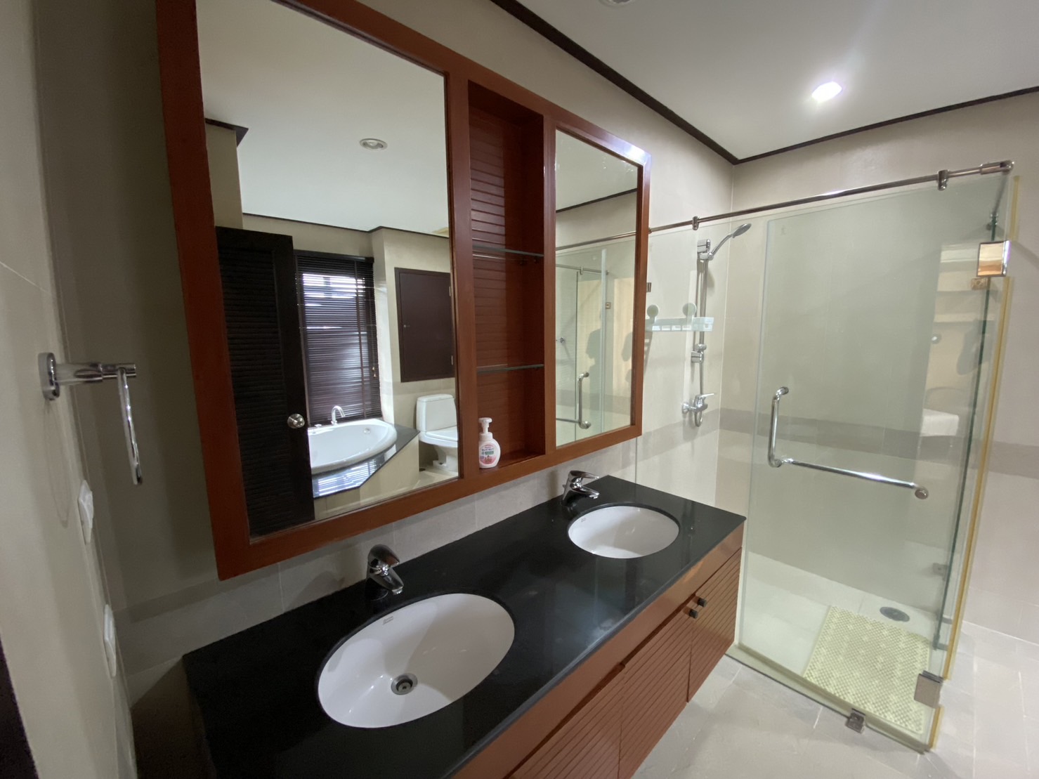 For Rent : Kathu, The Heritage Condo, 2 Bedroom 3 Bathroom, 1st Flr.