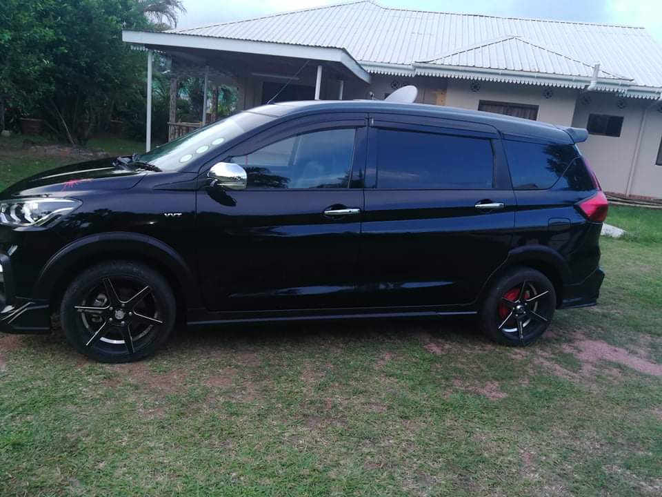 Suzuki Ertiga 2019 V.1 bodykits by Amotriz