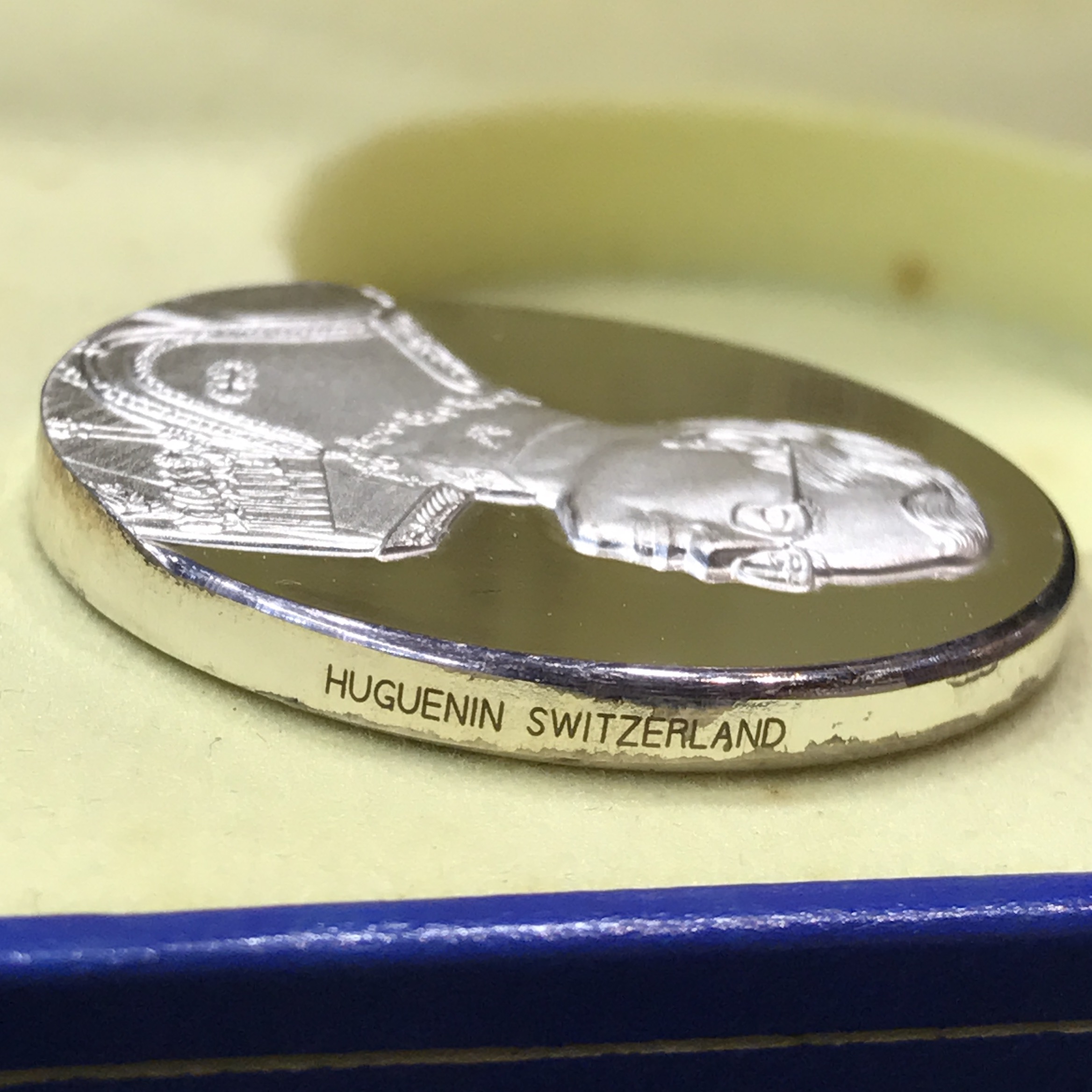 เหรียญแห่งศรัทธา ร.9 ที่ระลึก 50 ปี แพทย์ศาสตร์ จุฬาฯ ปี2540 เนื้อเงิน