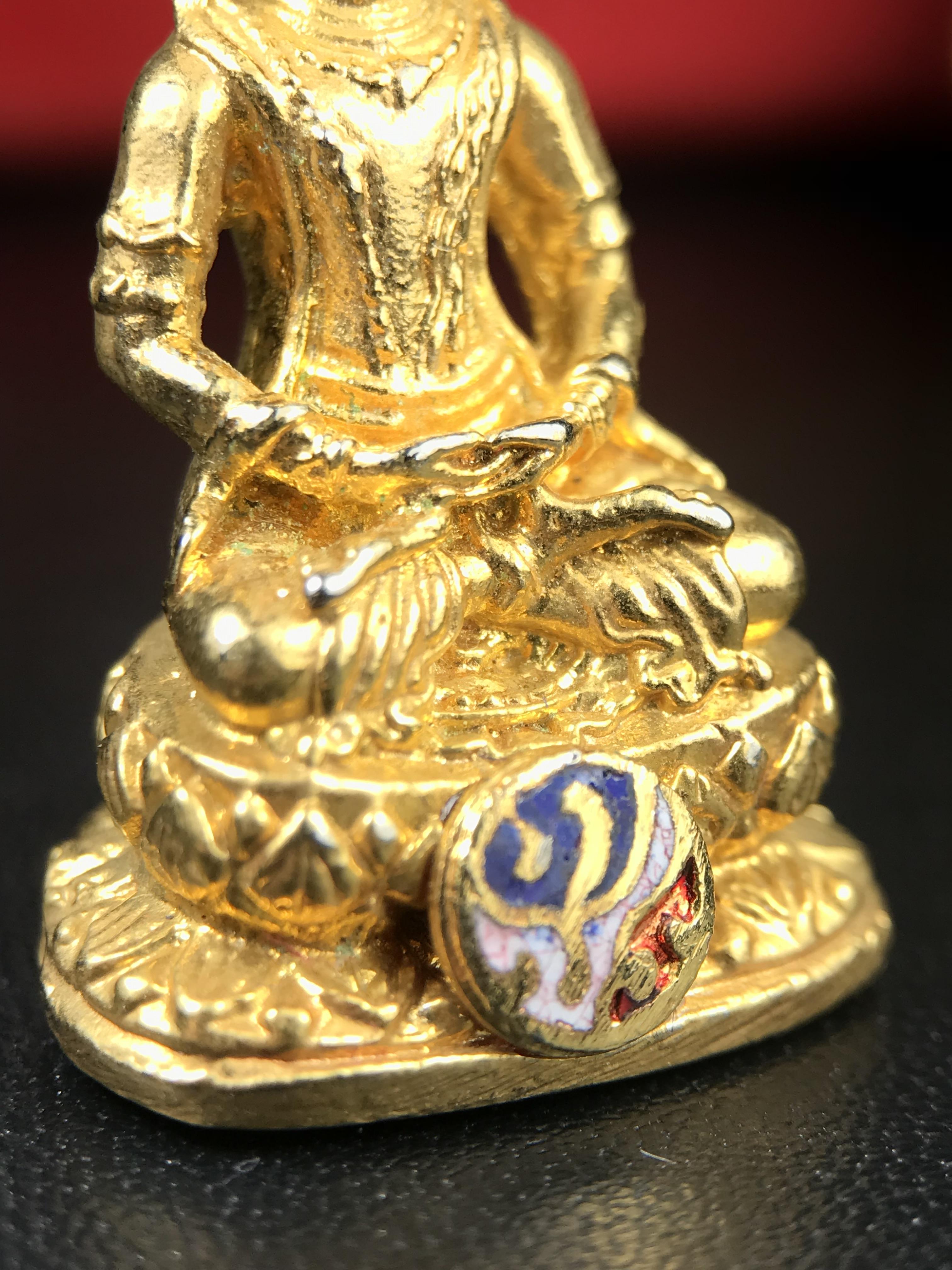 พระไวโรจนะพุทธ(กริ่งธิเบต ภปร.) ท่านเจ้าคุณโพธิ์แจ้ง วัดมังกรกมลาวาส(เล่งเน่ยยี่) ปี 2515(รุ่นแรก) ชุดพิเศษกรรมการ พิธีใหญ่ฉลอง ๑๐๐ปี วัดมังกรกมลาวาส (ในหลวงรัชกาลที่ ๙ ทรงเสด็จเททอง ) หลวงปู่โต๊ะ วัดประดู่ฉิมพลีเมตตาอธิษฐานจิตปลุกเสก (หายากมาก)