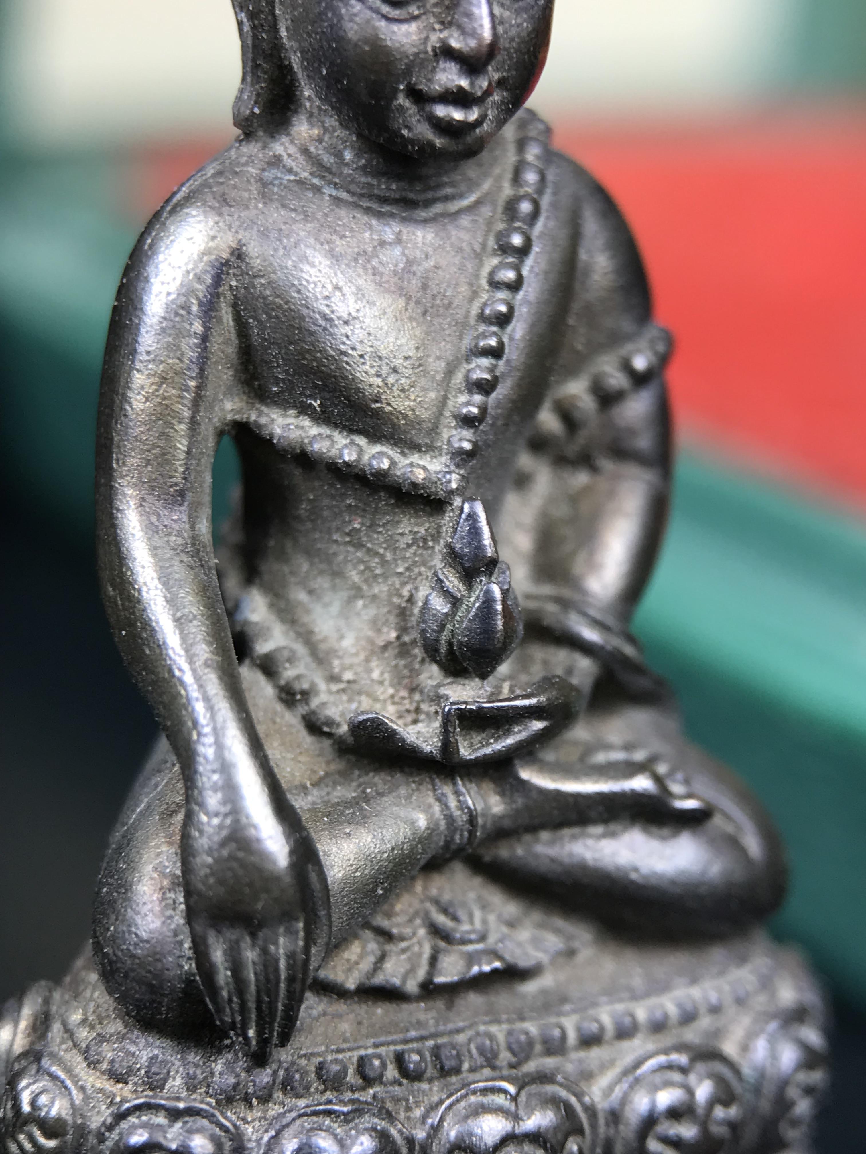 พระกริ่ง-พระชัยวัฒยน์วาสนาสมเด็จพระสังฆราช(วาสน์)วัดราชบพิธฯปี2531 เนื้อนวโลหะ สร้างเป็นที่ระลึกในคราวที่สมเด็จพระอริยวงศาคตญาณ สมเด็จพระสังฆราช(วาสน์ วาสโน)มีพระชนมายุครบ90พรรษา(ในหลวง ร.9 เสด็จในพิธี)งานแกะแม่พิมพ์โดย นายช่างเกษม มงคลเจริญ)(1ใน1991องค์)