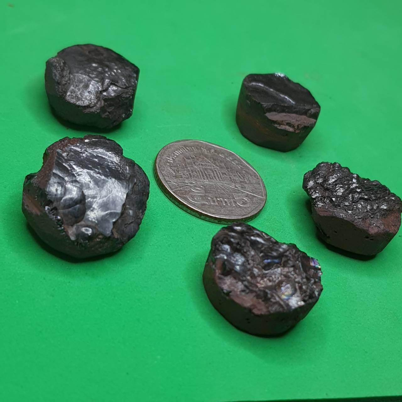 ของป้องกัน เหล็กไหลงอก เขาอึมครึม ของแท้