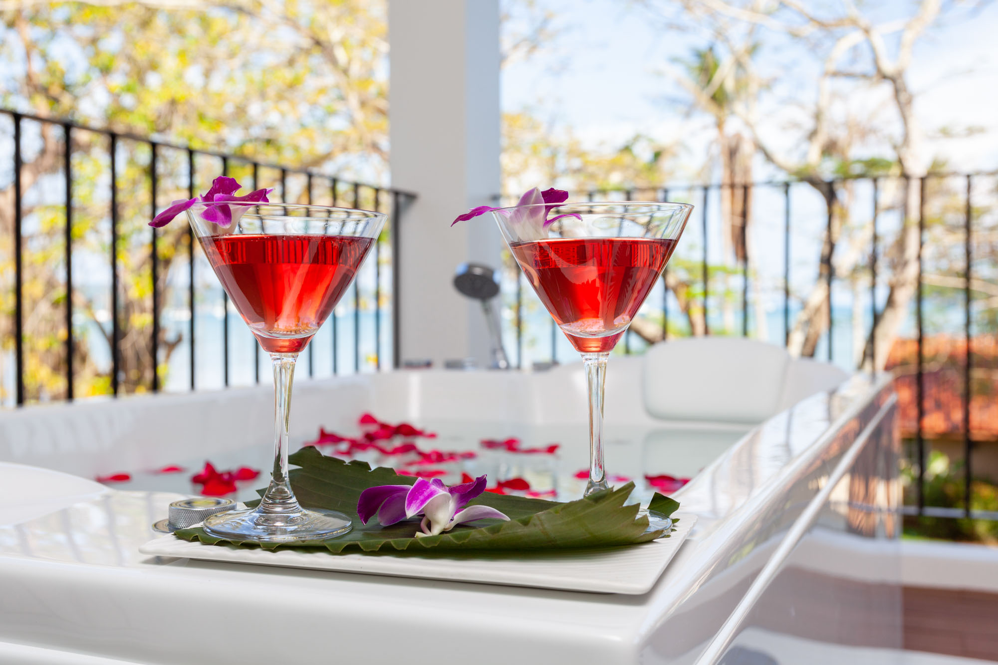 For Rent : Rawai, Seafront Penthouse with Jacuzzi, 2 Bedroom 2.5 Bathroom