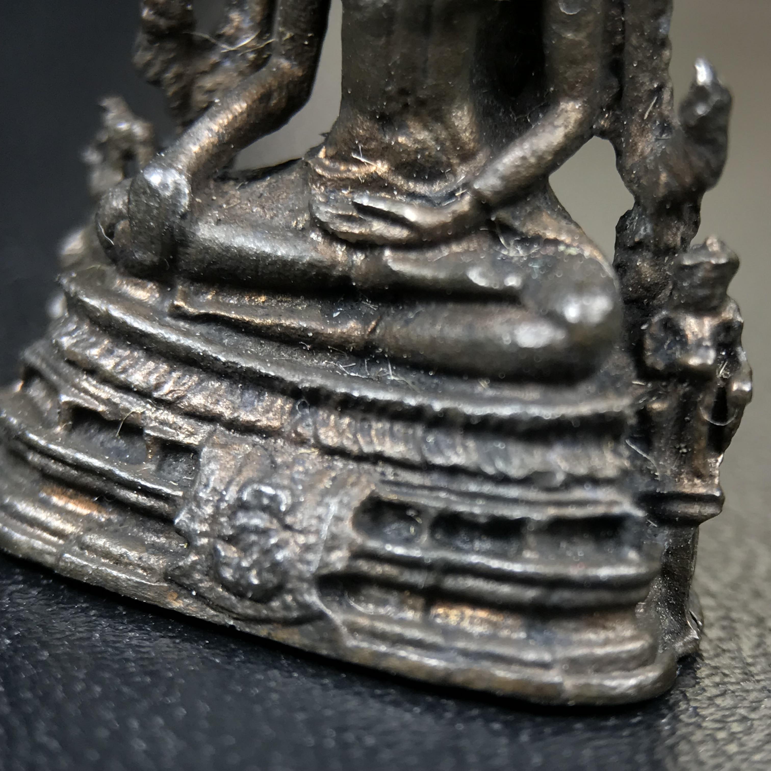 กริ่งพระพุทธชินราช ภปร. กองทัพภาคที่3จัดสร้าง ปี2517 เนื้อนวโลหะกล่องเดิม(คัดสภาพสวย)(หายาก)(ในหลวง ร.9 เสด็จในพิธี)พิธีมหาพุทธาภิเษกยื่งใหญ่โดยพระคณาจารย์ชื่อดังในยุคนั้นร่วมปลุกเสก 7วัน7คืน*** หลวงปู่โต๊ะ วัดประดู่ฉิมพลี ร่วมปลุกเสก***